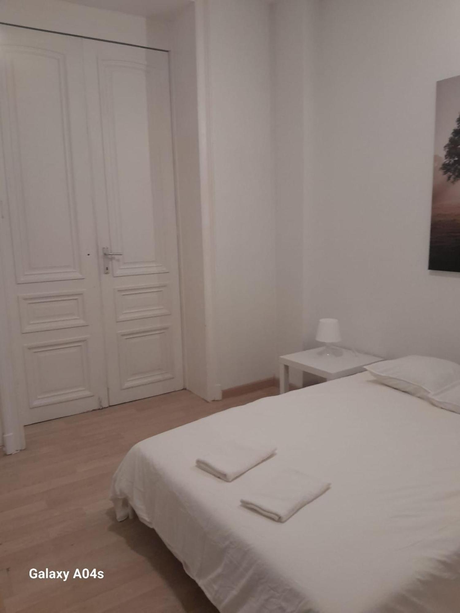 Apartment Appt Close To Grand Place Sleeps 6 Brussels