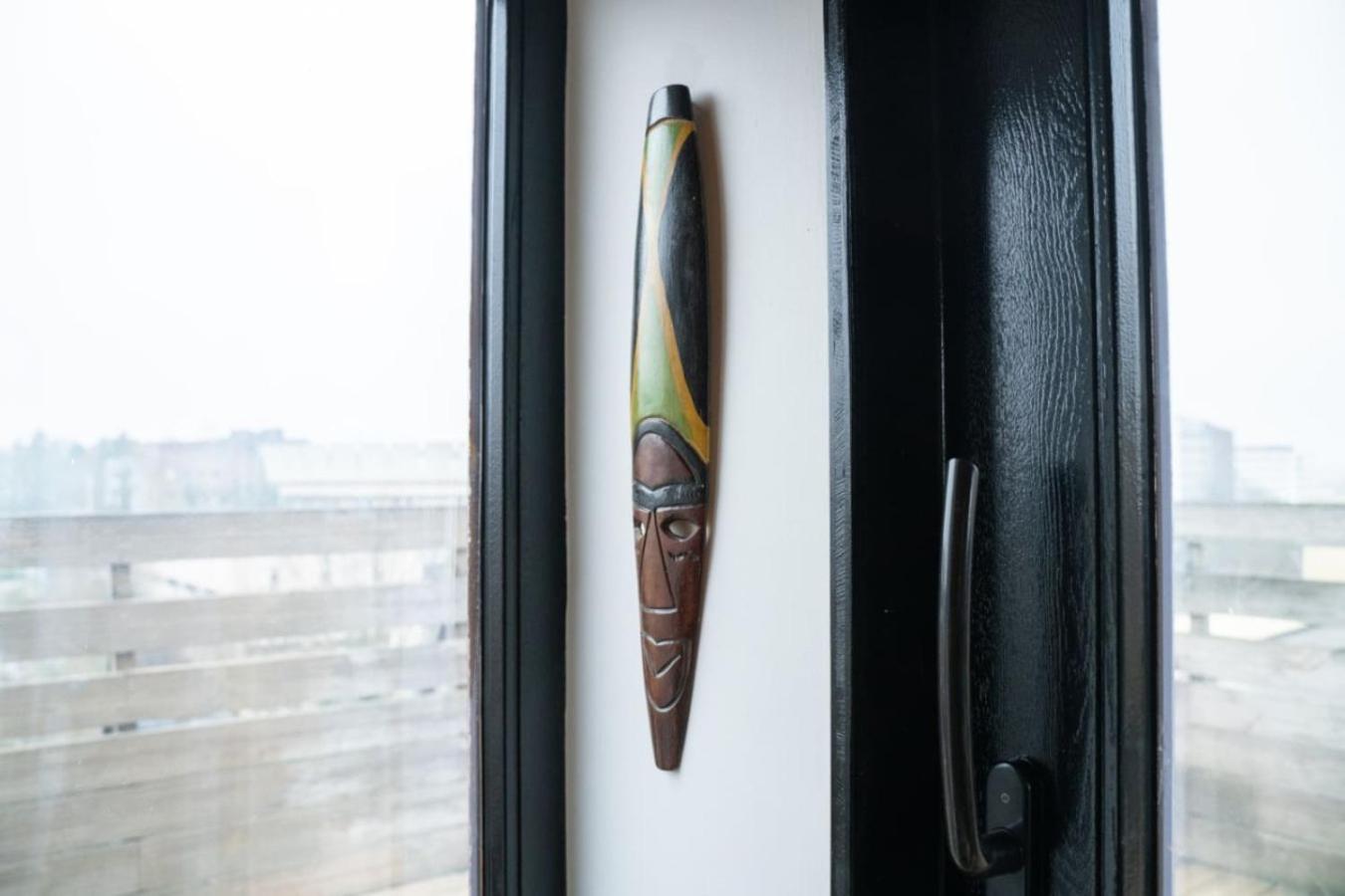 2 Avec Rooftop Suspendu Au Cimetiere D'ixelles *