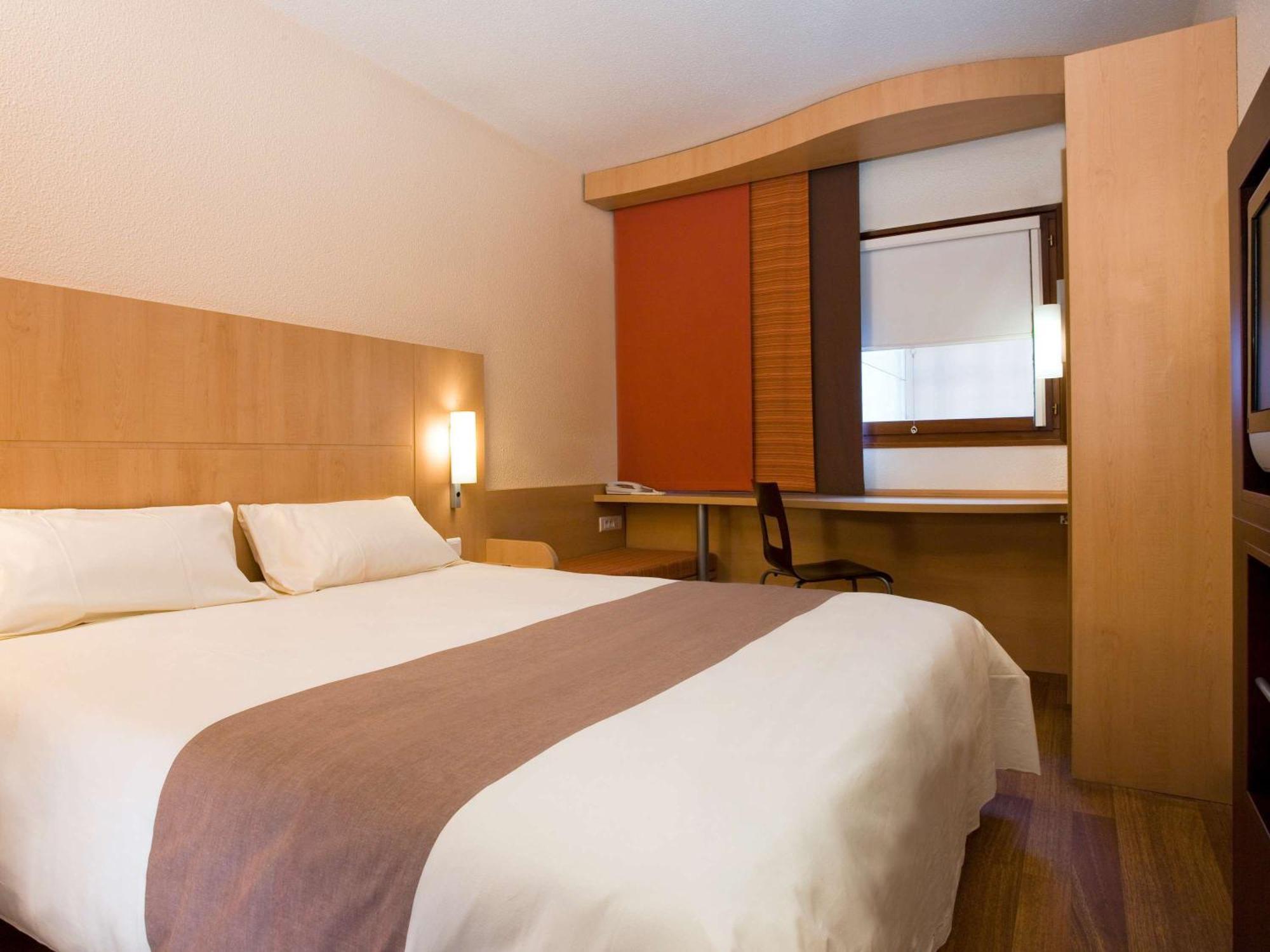 Ibis Expo Atomium 3*