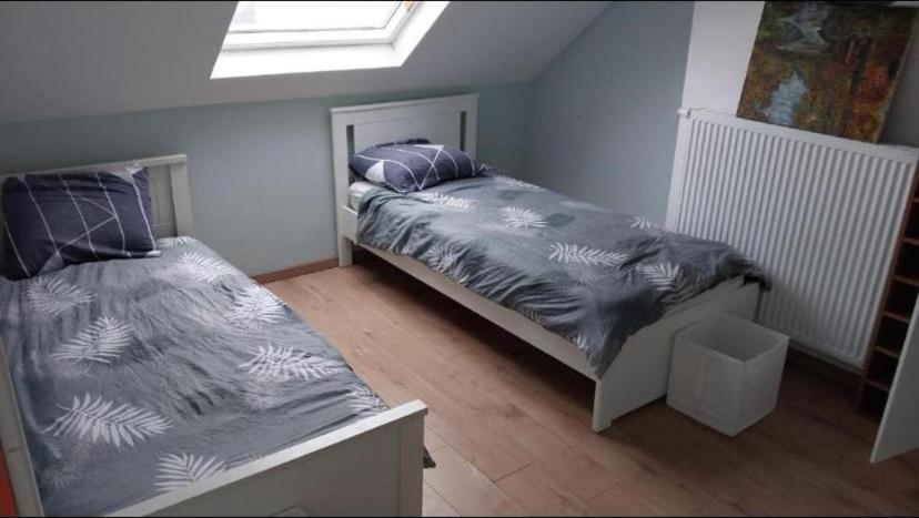 2 Lit Separe 3eme Etage Homestay Brussels