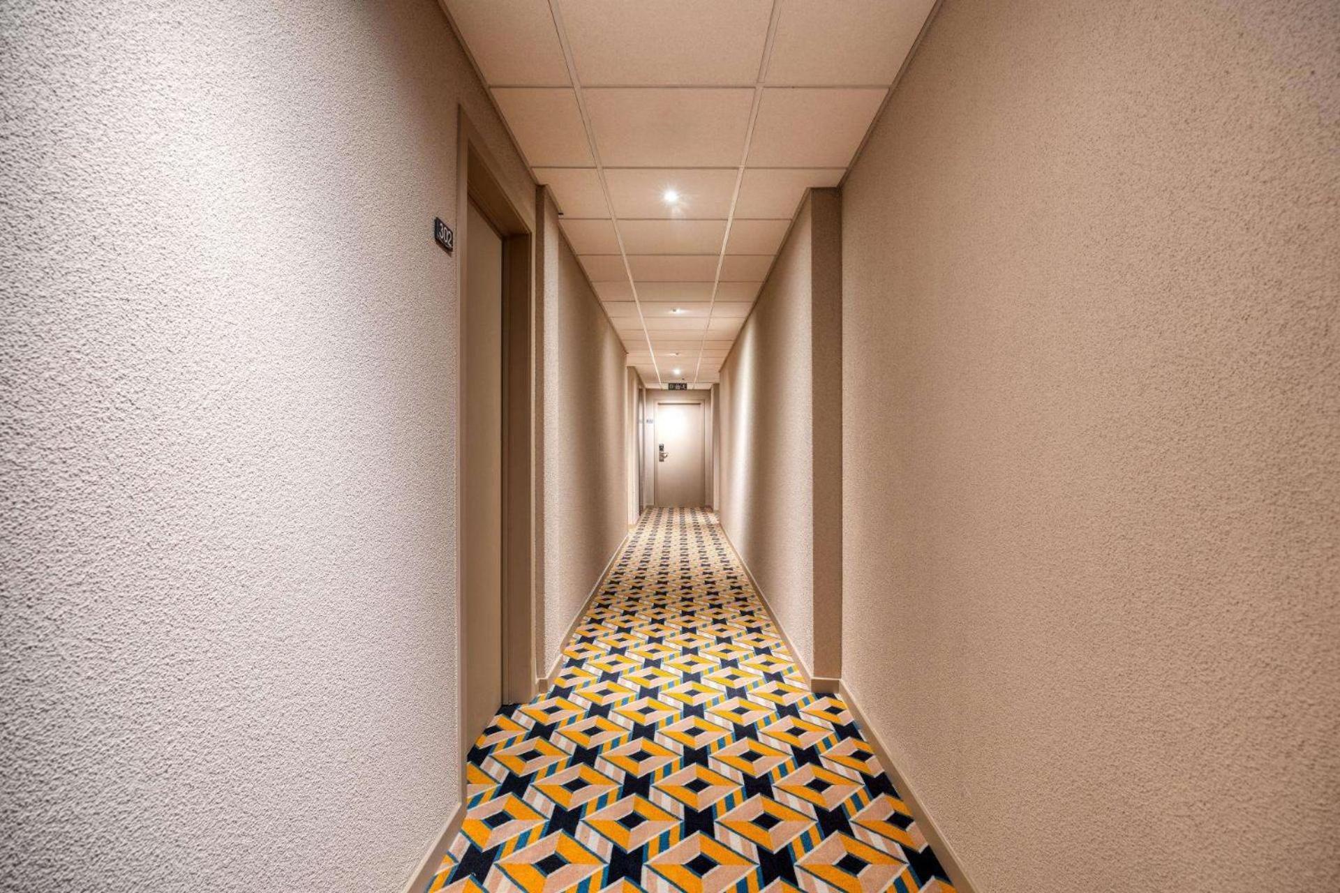 Hotel Alma Grand Place 3*