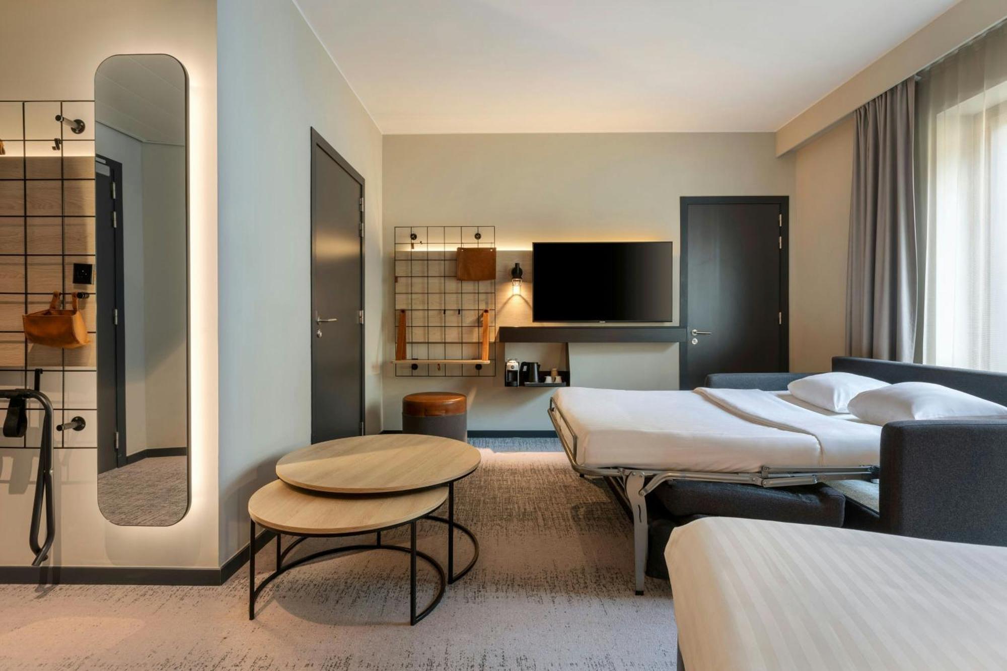 Moxy Brussels Center Hotel