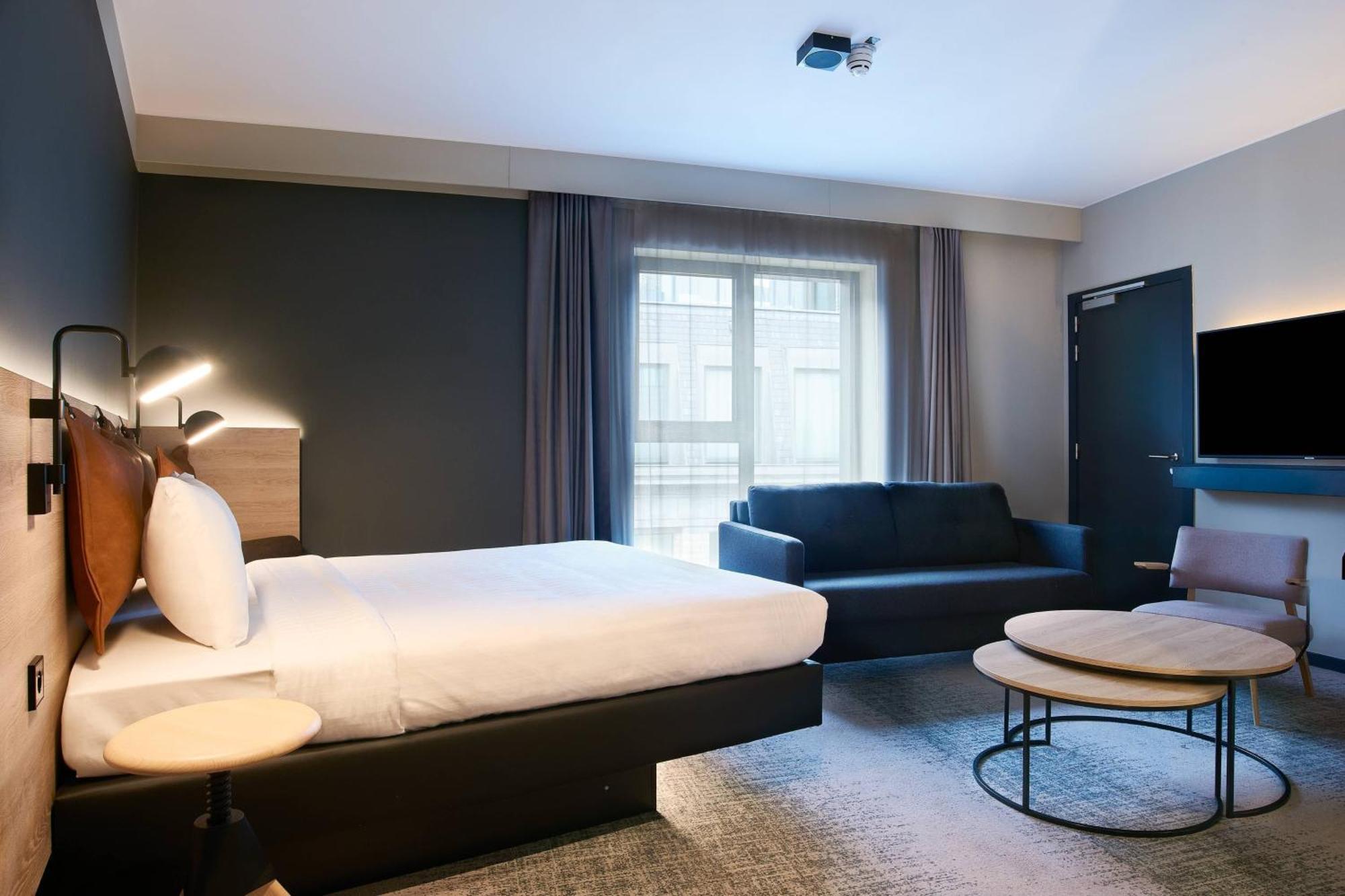 Moxy Brussels Center Hotel