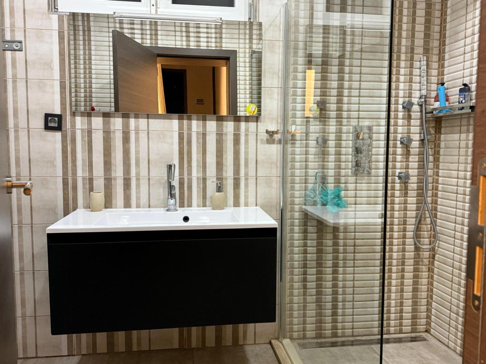 Holiday home L'imperial Wifi & Confort Brussels