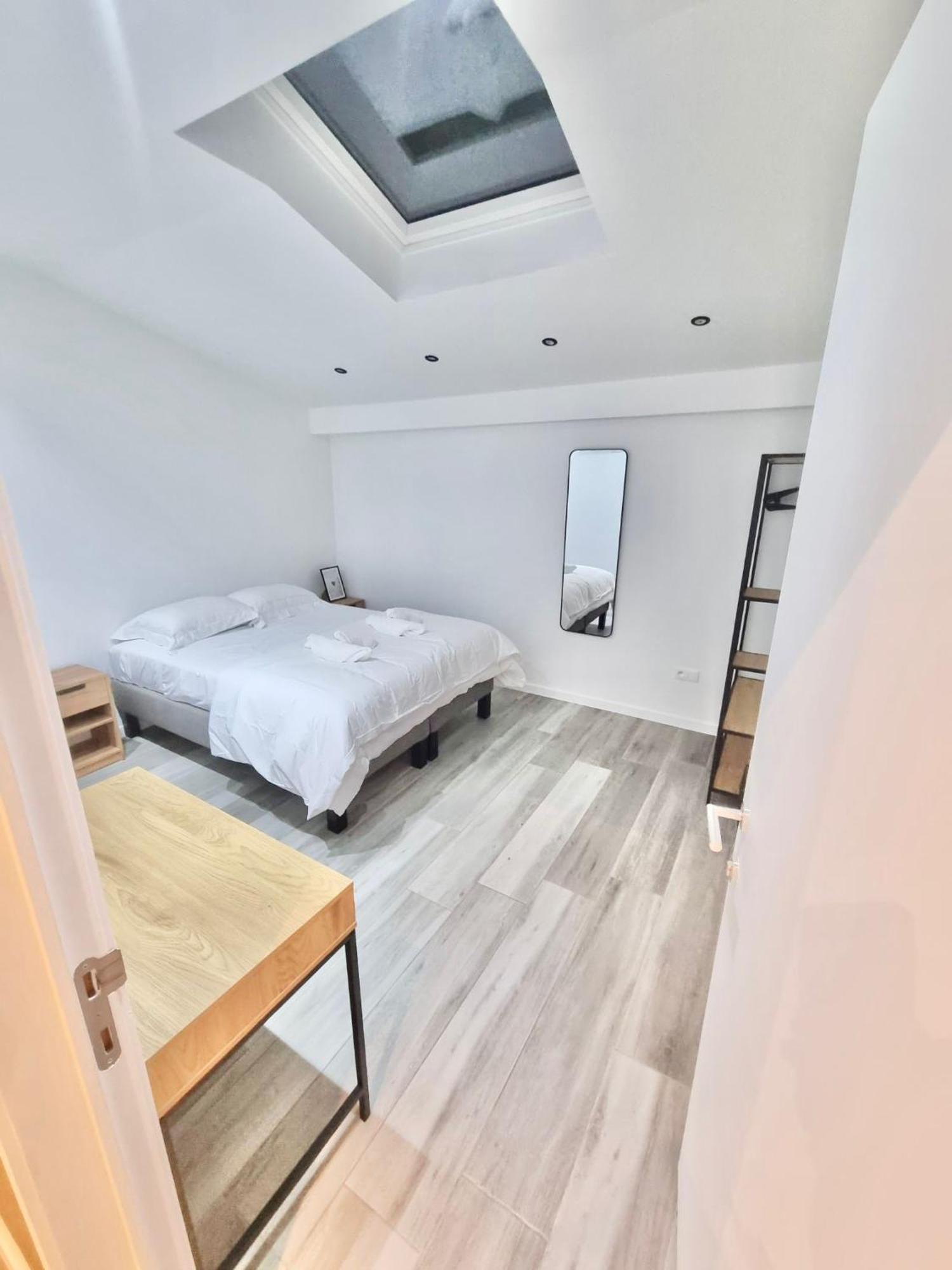 Plantin 4 * Brussels