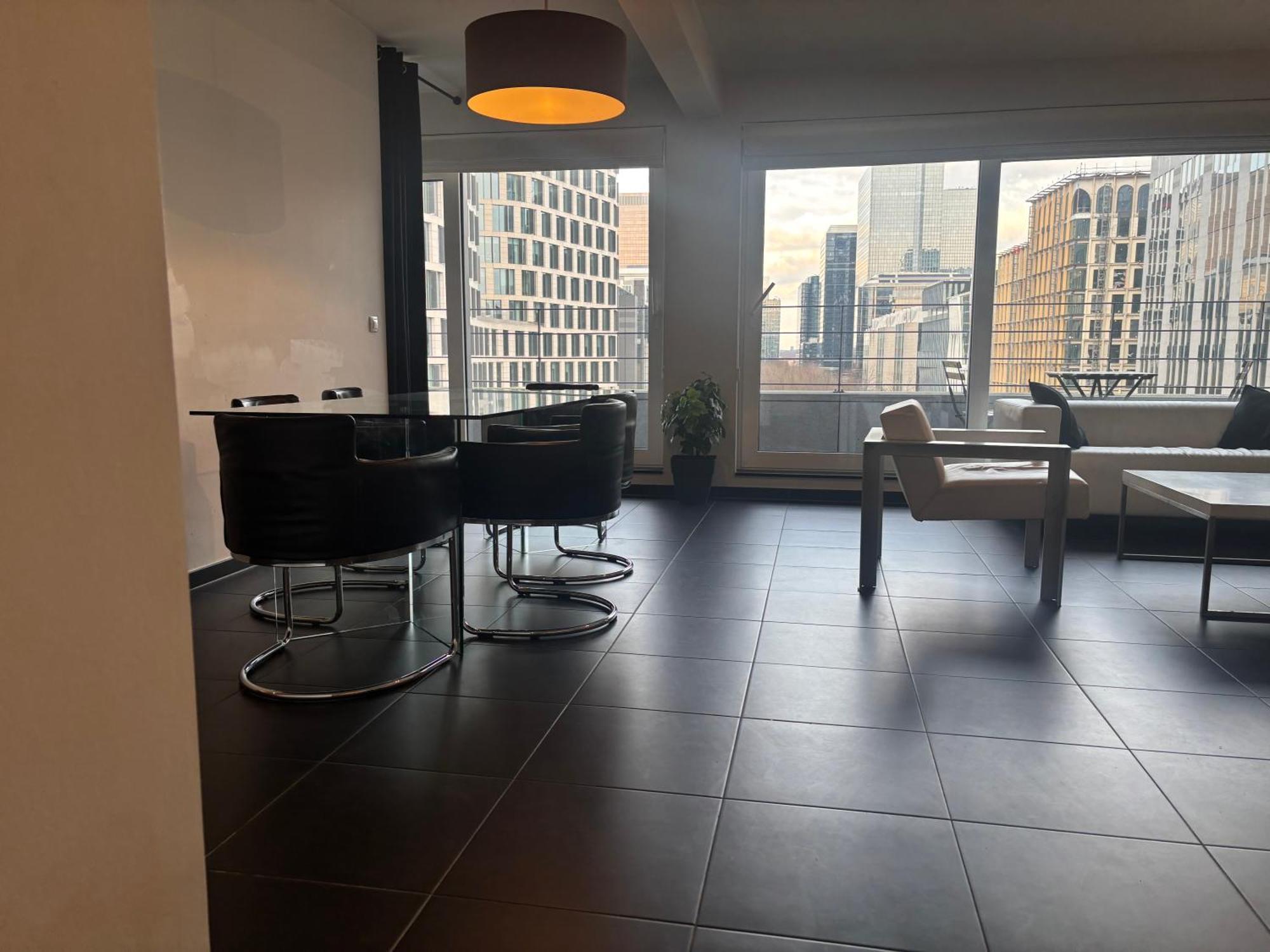 Charming With Balcony Views Apartment *