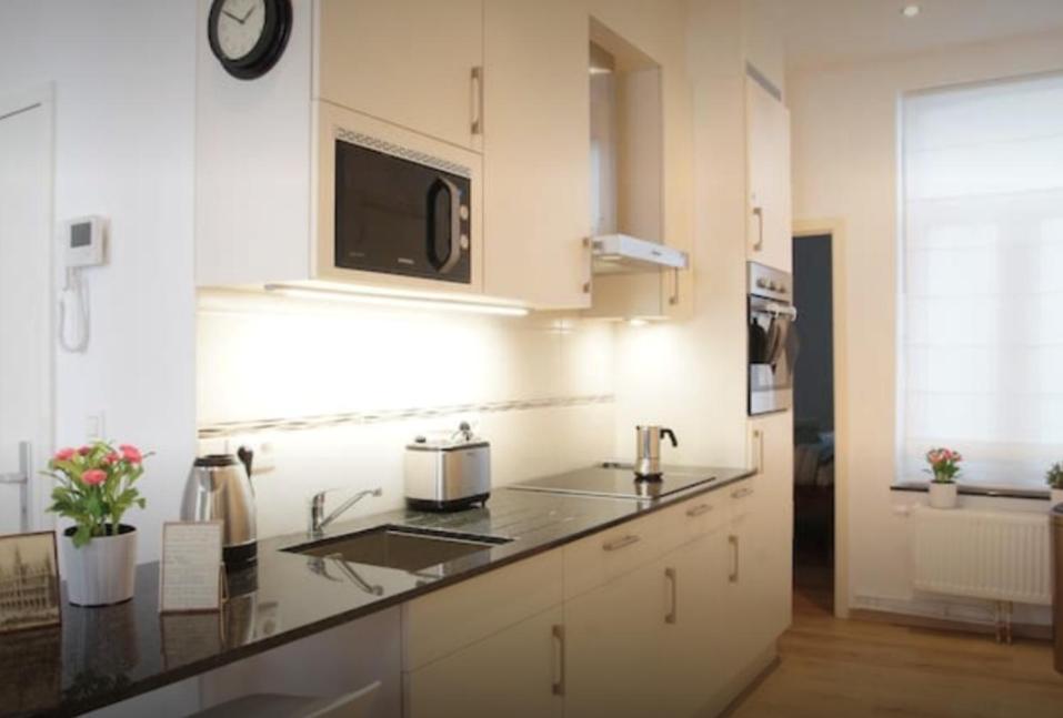 Heart Of Escape, Steps From Bourse * Brussels