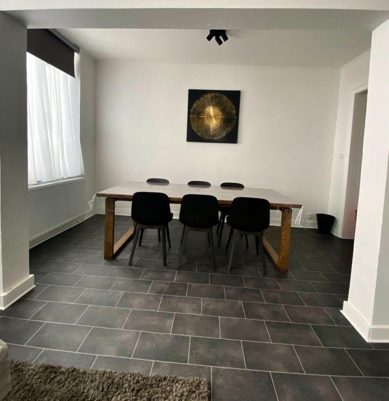 Grand Deux Apartment *