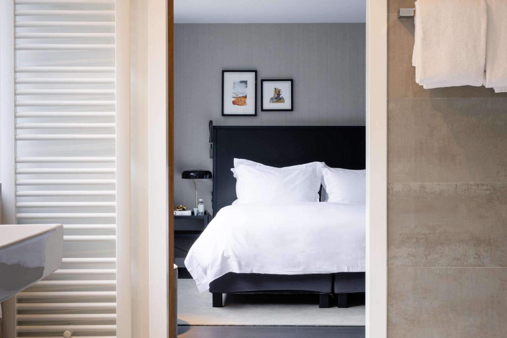 Hotel Pillows Centre