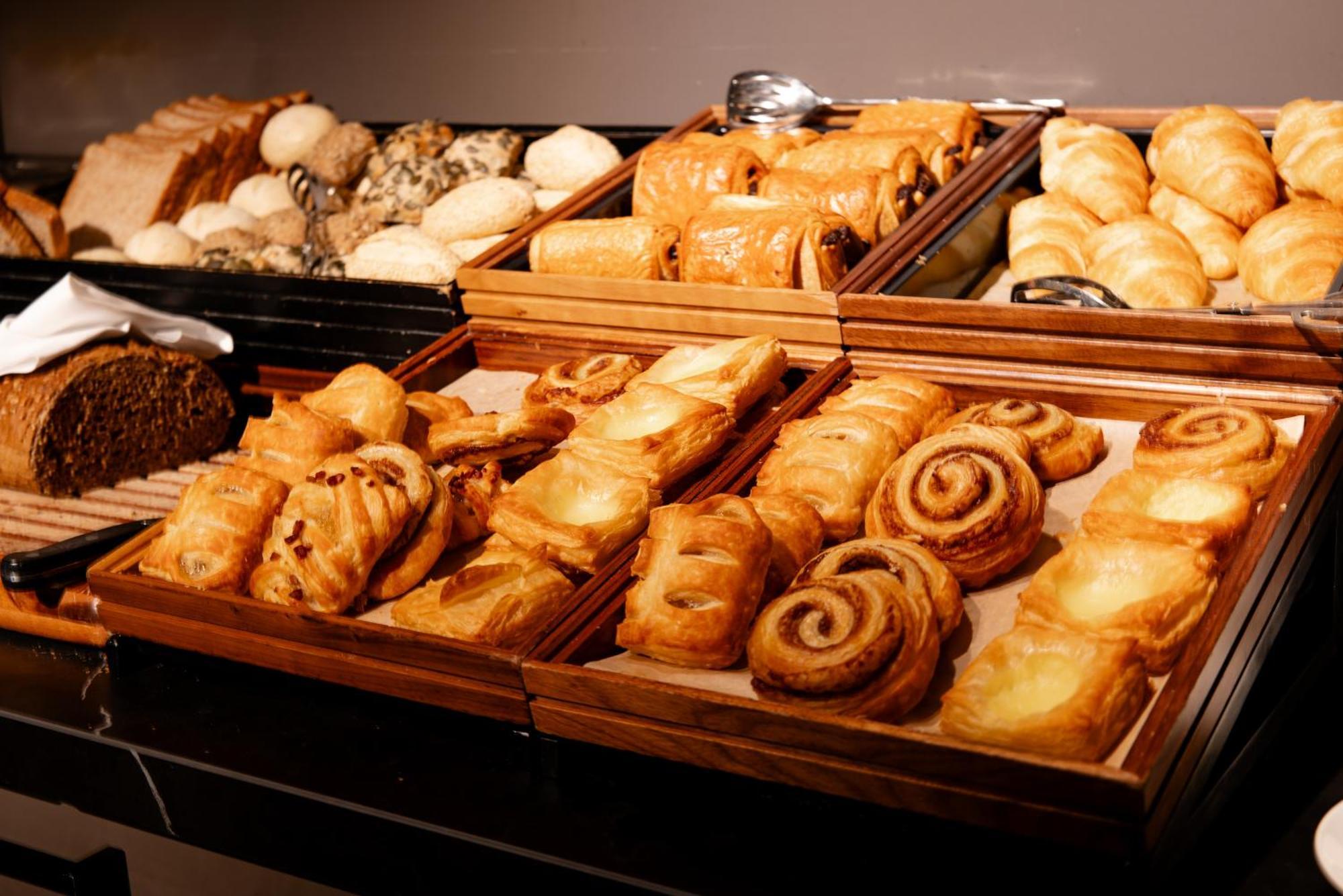 Hotel Pillows Centre 4*