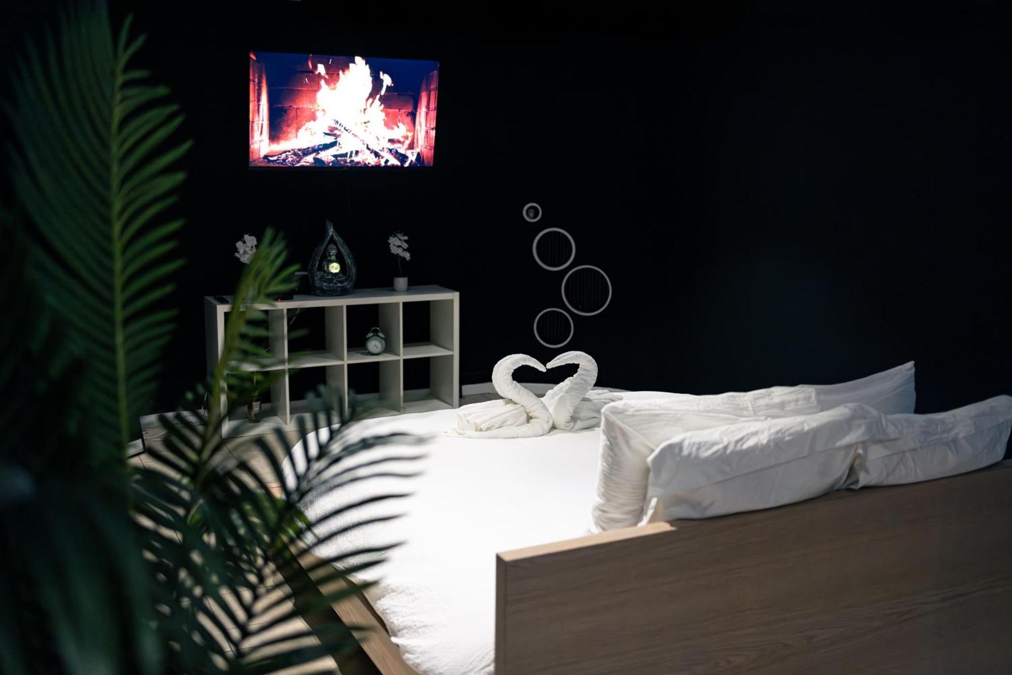 Blvck Bed & Breakfast Brussels