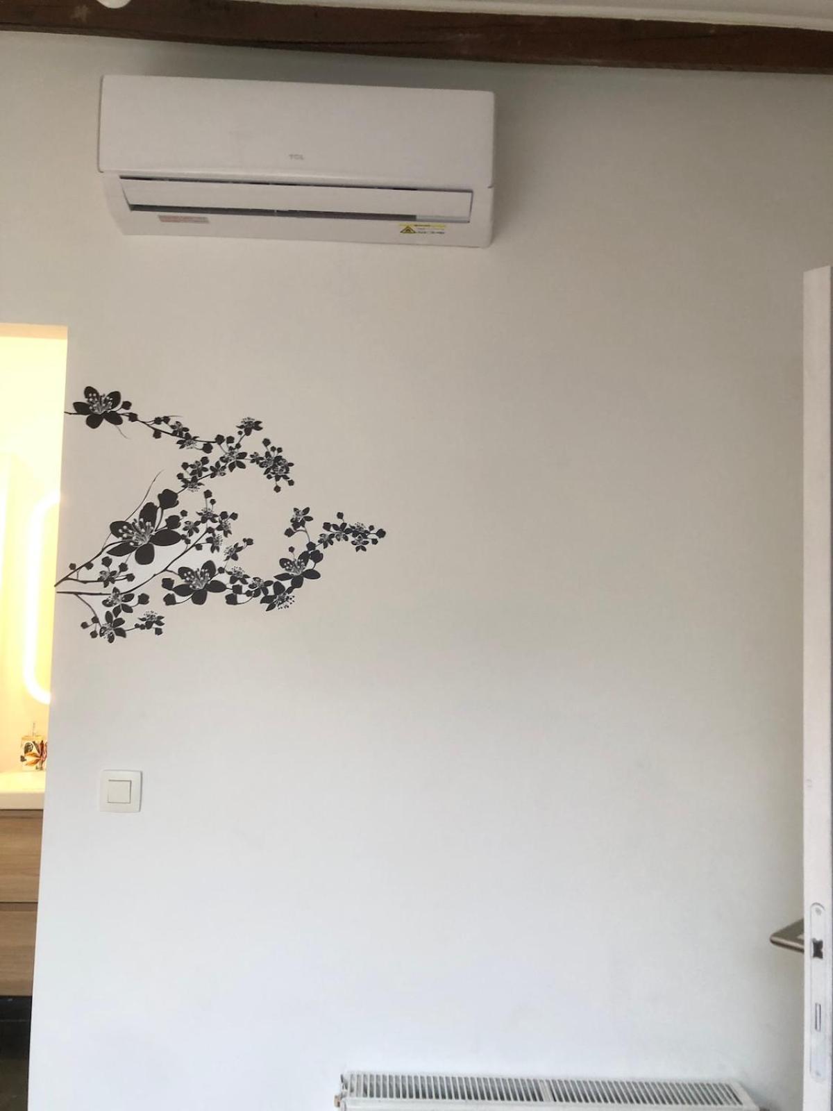 Absolute Charm 3 Bedroom 3 Bathroom With Ac Eu District