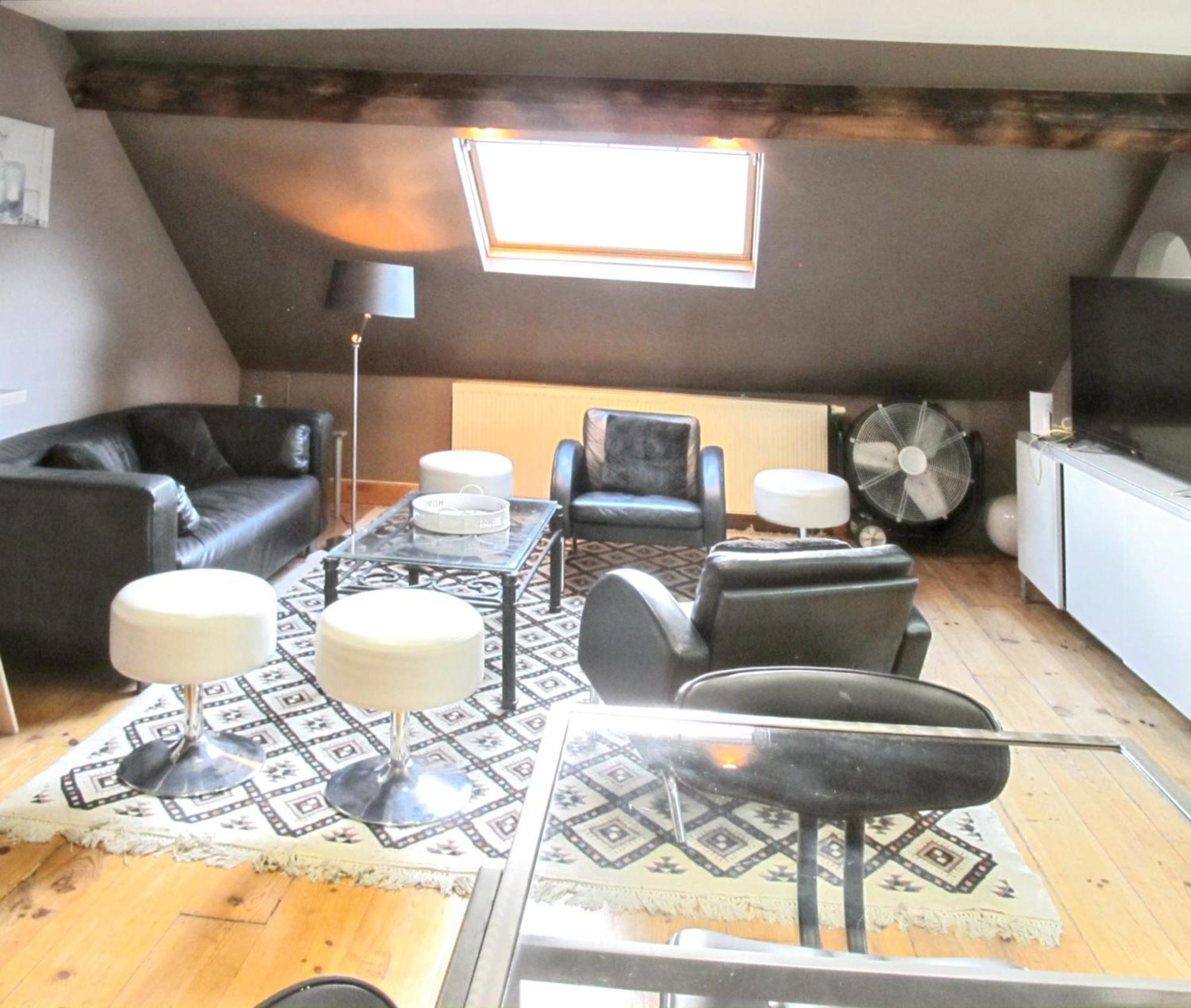 Spacious With View In 100 M² + Terrace * Brüssel