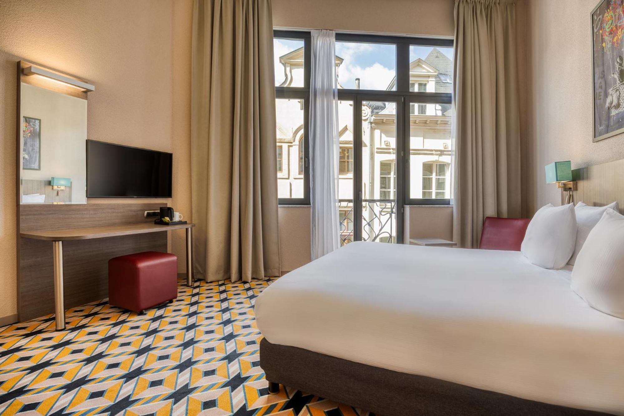 Hotel Alma Grand Place 3*