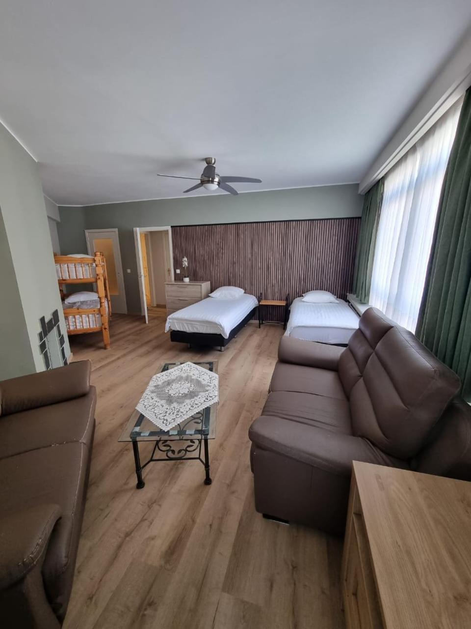 Bara Midi 3* Saint-Gilles