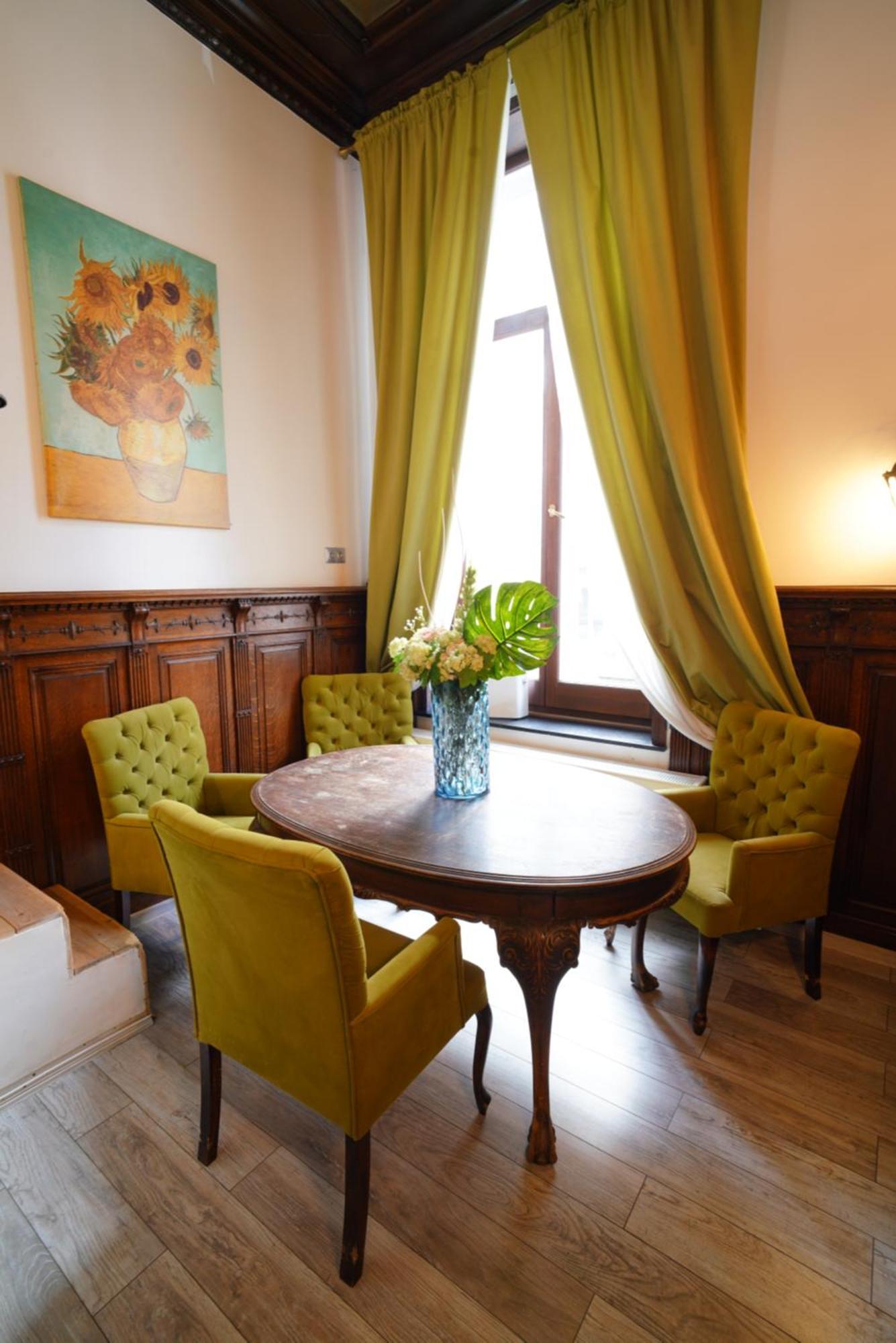 Magical Double Bedroom Duplex Apartment Brussels