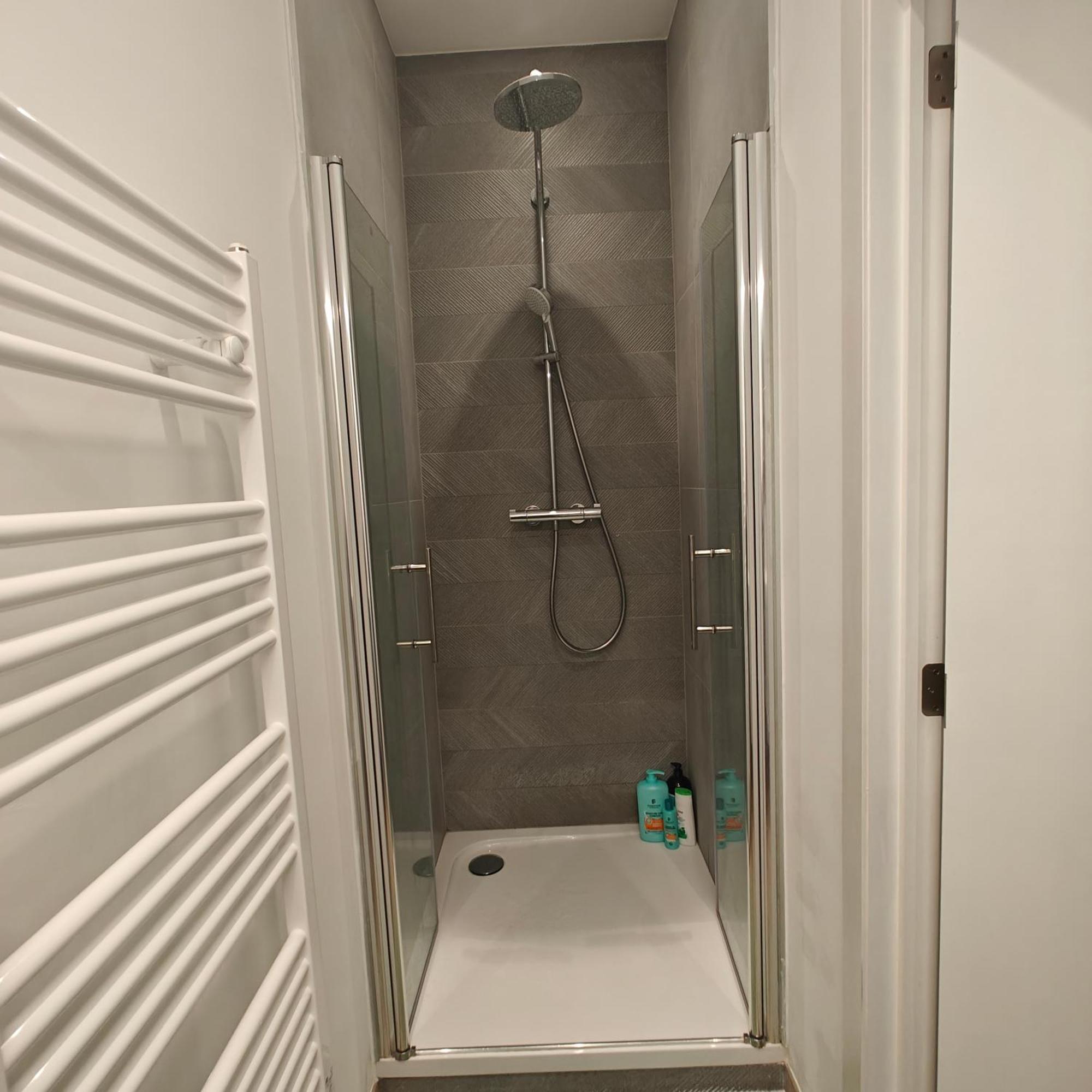 Cosy 2 Bedroom With Private Garden