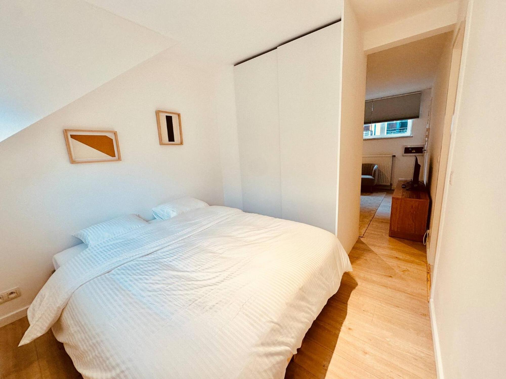 The Comfy For Two -