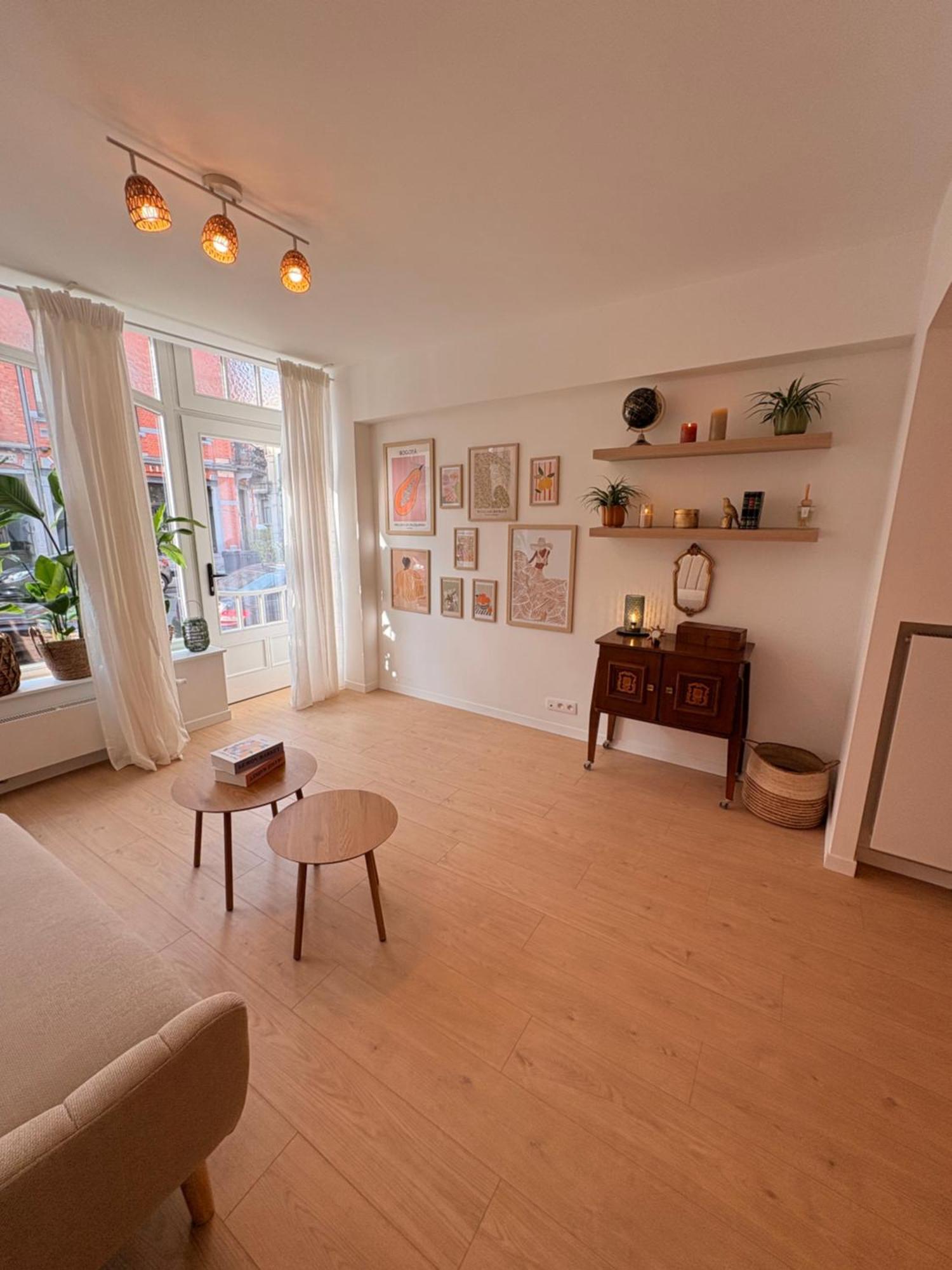 Guest house With Ensuite And Garden Brussels