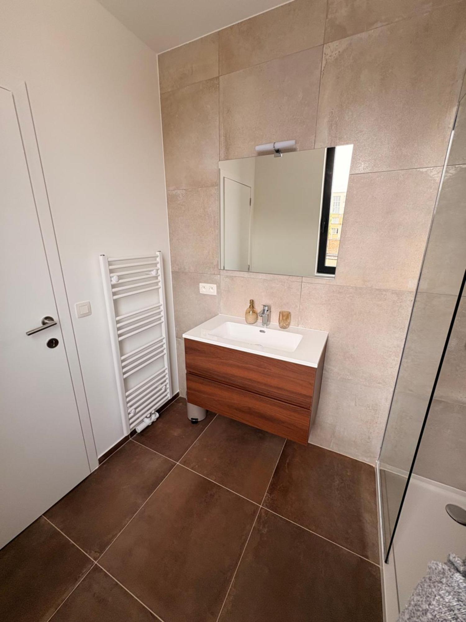 Guest house Sunny Private In A Quiet Setting Montgomery *