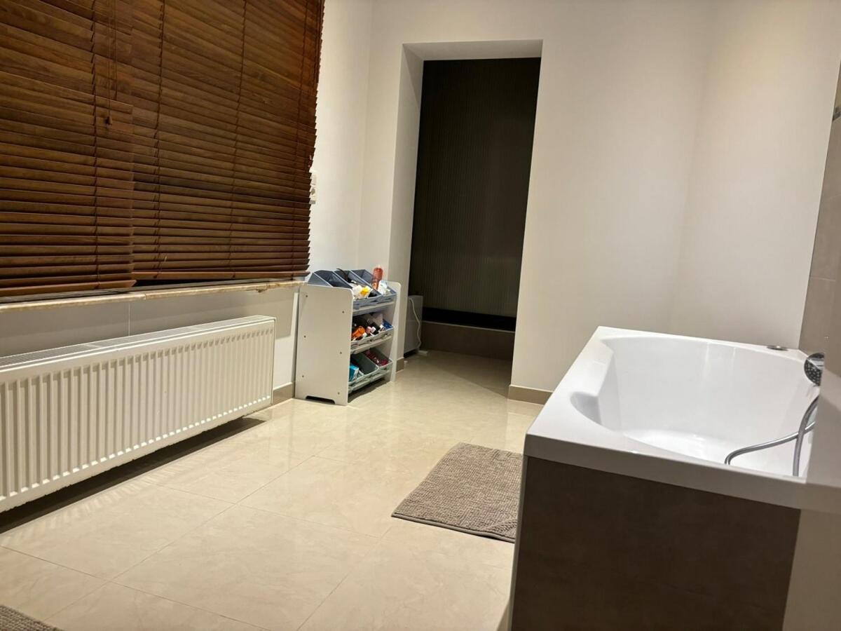 Holiday home Maison Ameluan Brussels