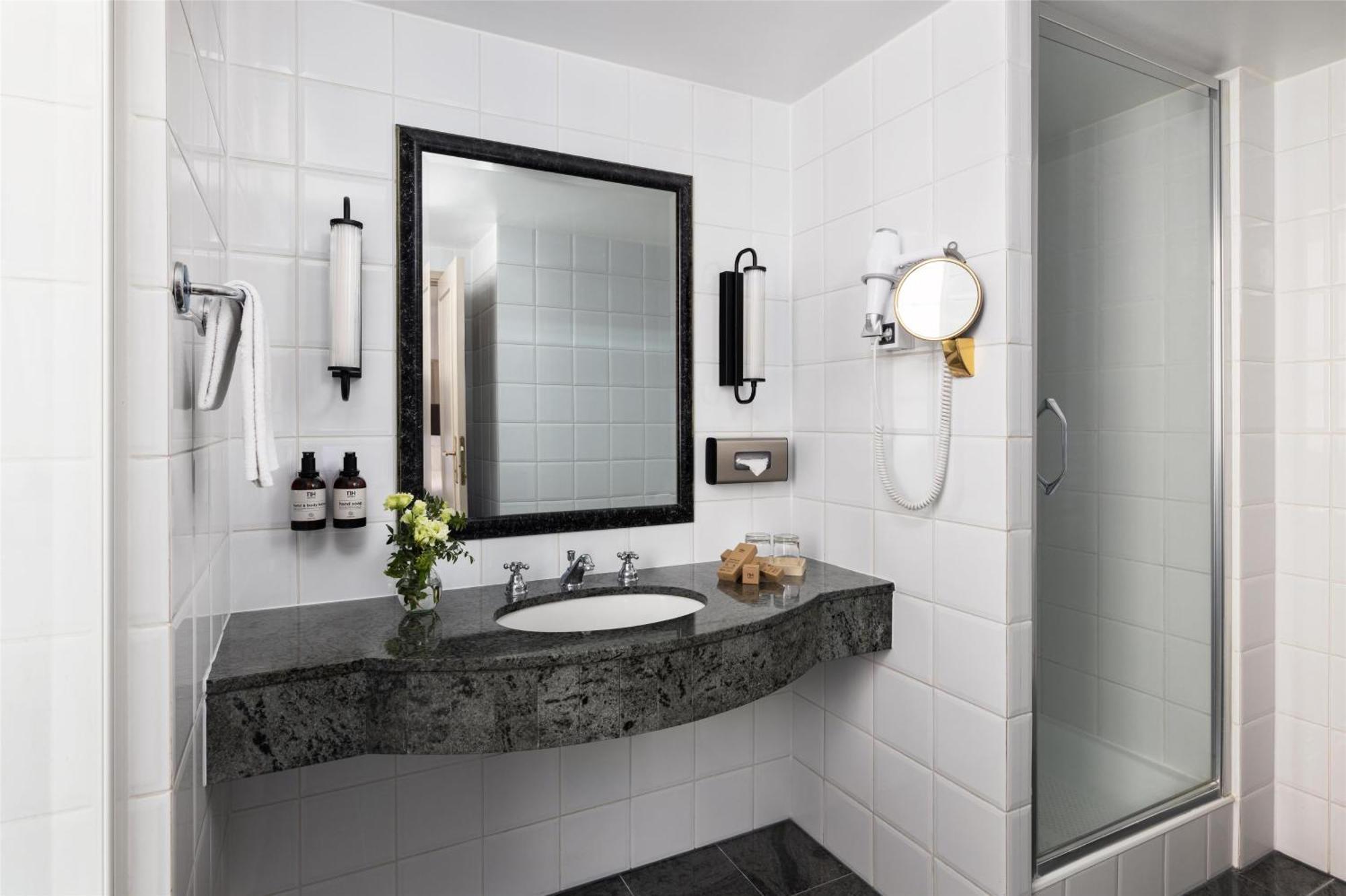 Nh Carrefour De L'europe Hotel Brussels