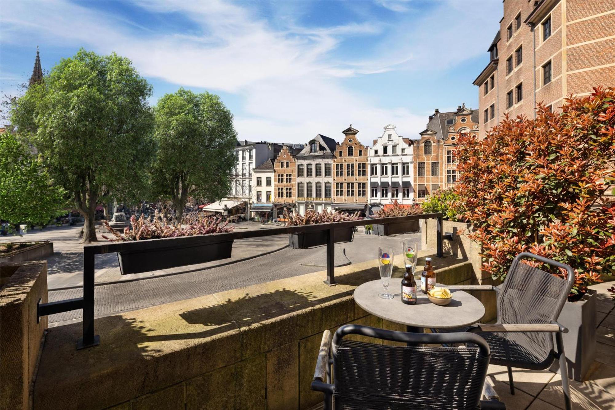 Hotel Nh Carrefour De L'europe 4*