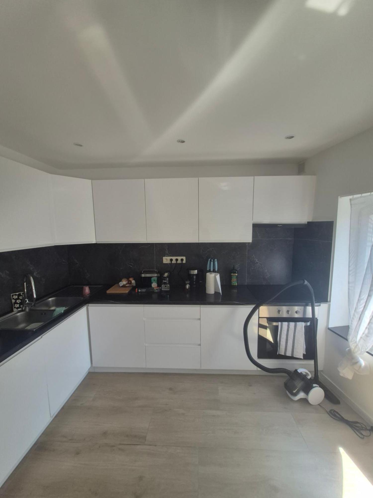 Genius Buyl 2br Terrace Near Center *