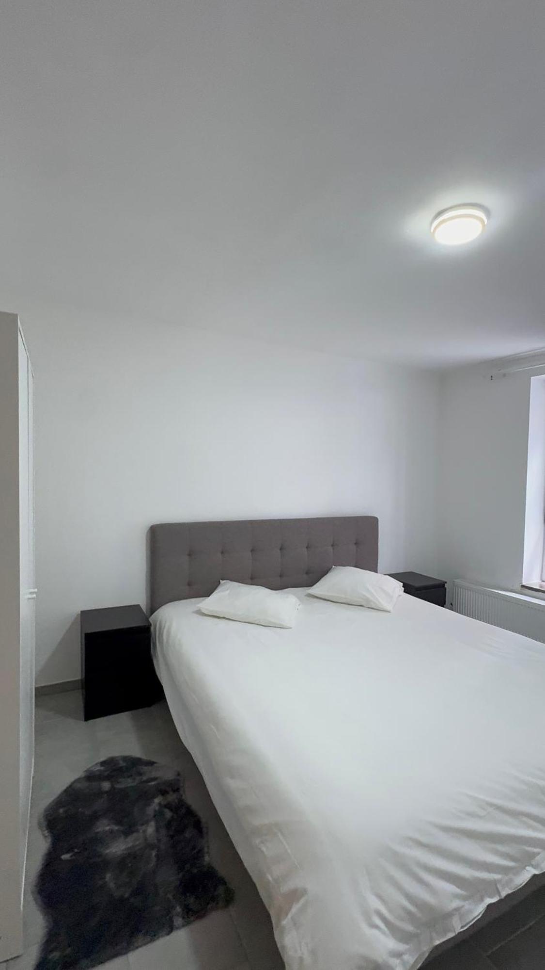 Apartment Luxury 2br & Jacuzzi Near Expo 12 & Ing Arena *