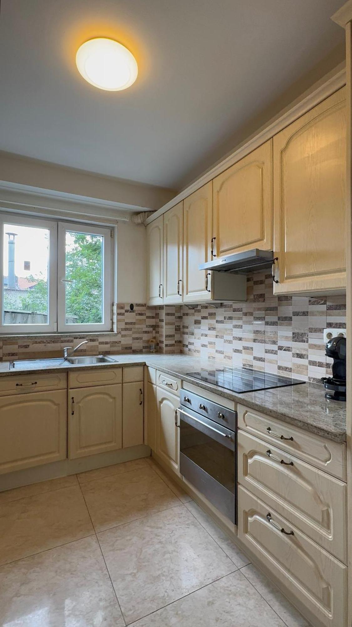 Apartment Luxury 2br & Jacuzzi Near Expo 12 & Ing Arena Brussels