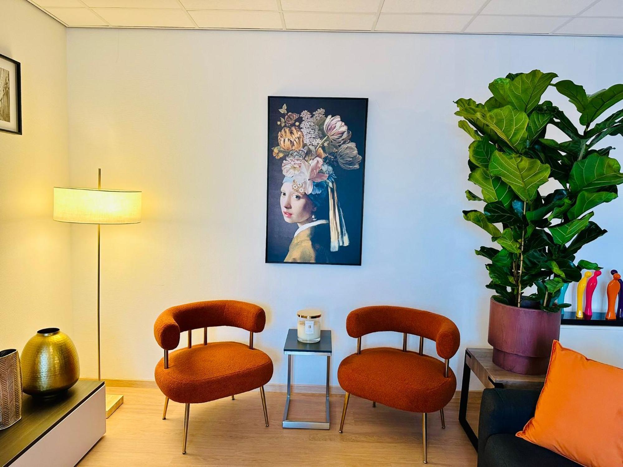 Grand Place - Prime Location 2 Bedroom Apartment