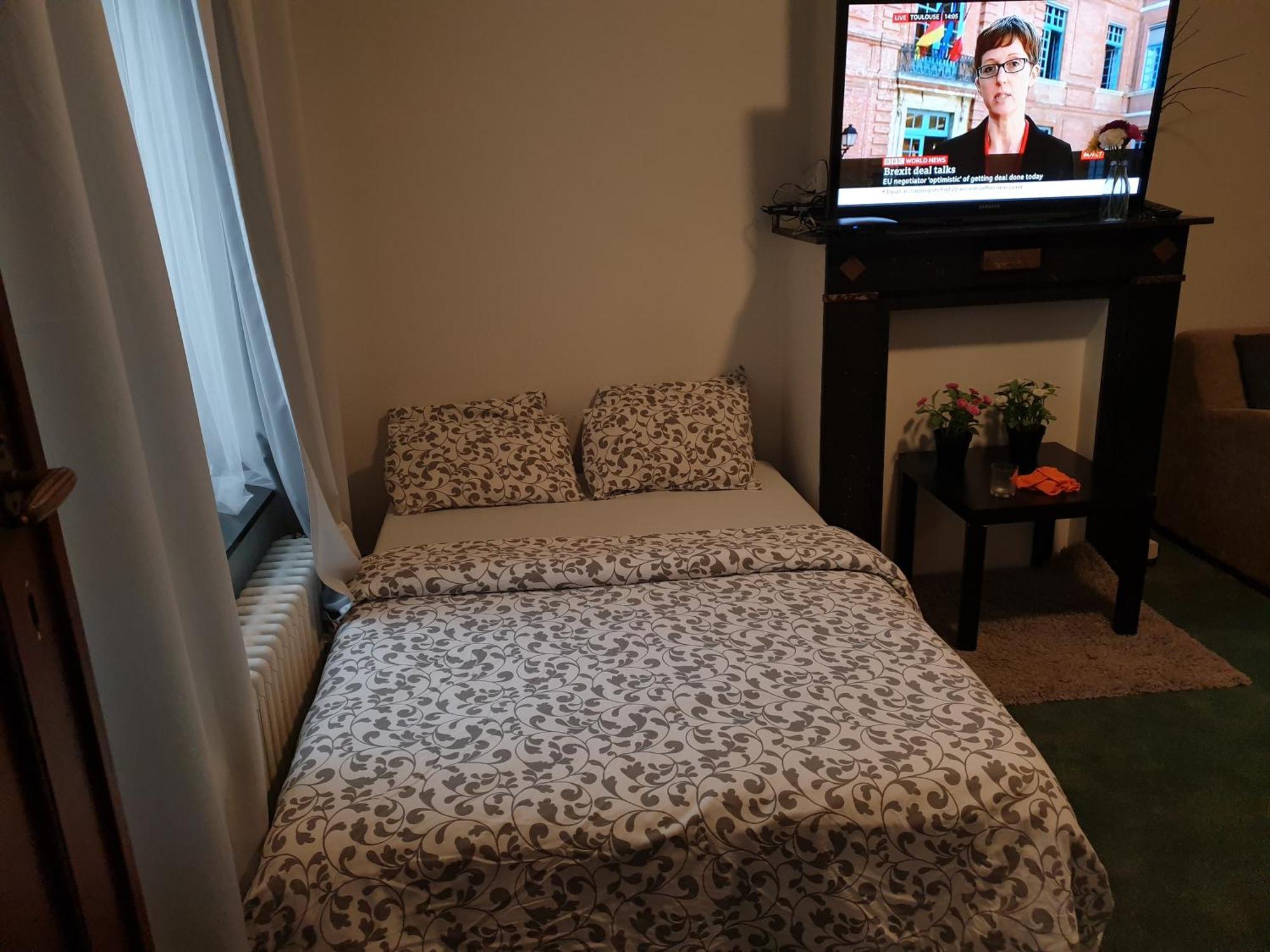 Duplex, 4 Bedrooms, 2 Toilets Fully Equipped *