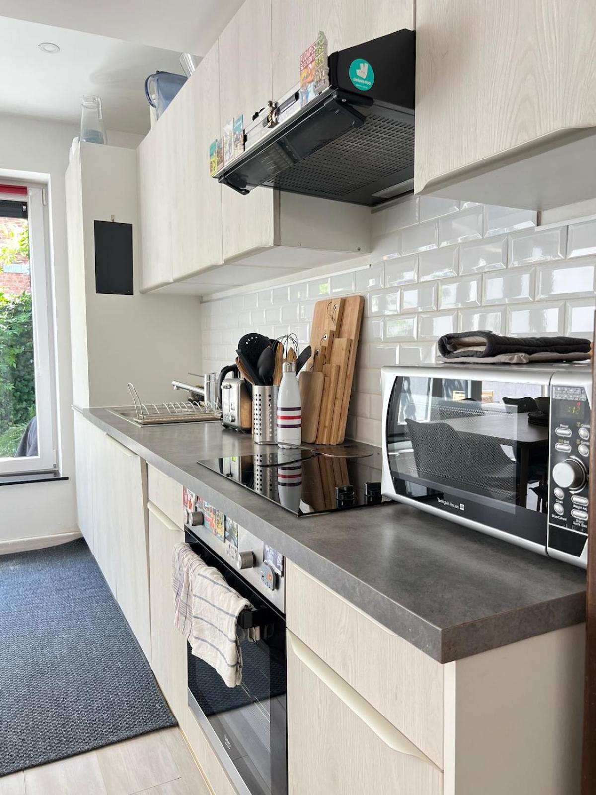Tiny House Avec Terrasse Privee, 10 Mins Du Centre