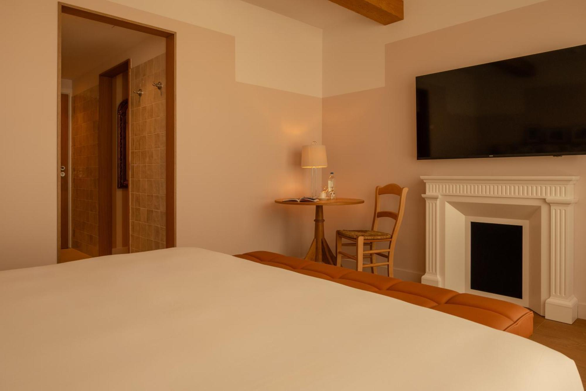 9hotel Chelton Hotel 4*