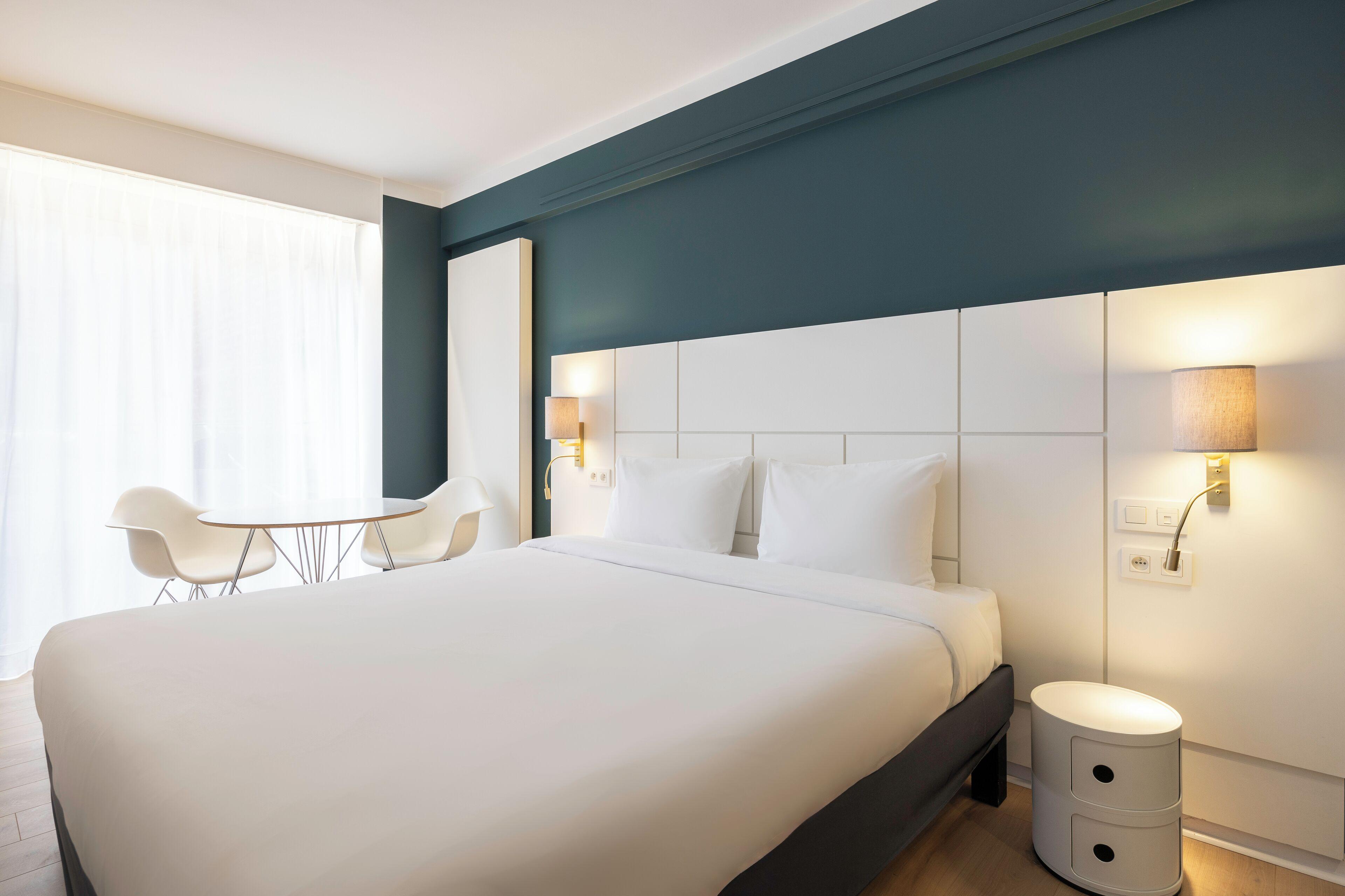 Louise Hotel