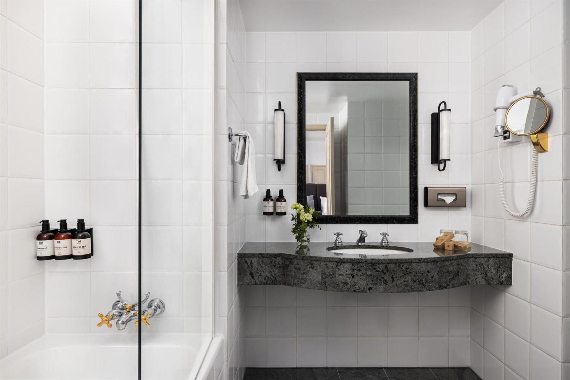 Nh Carrefour De L'europe