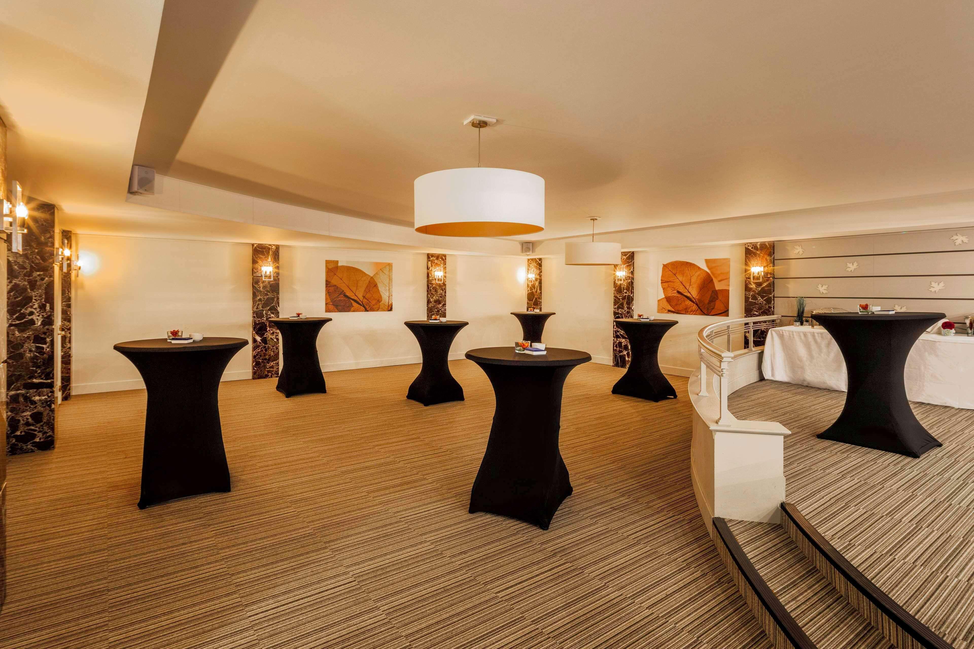 Nh Carrefour De L'europe