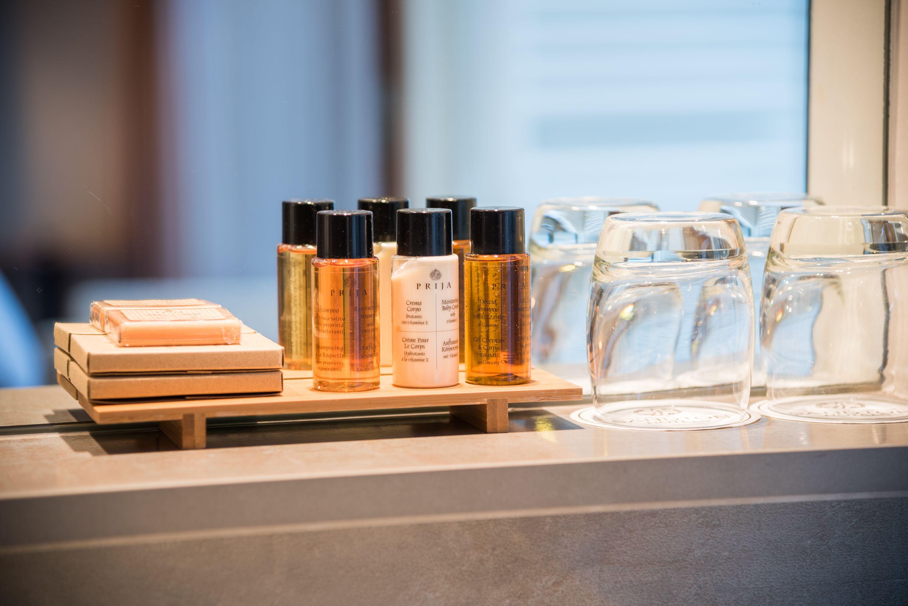 Pillows Centre Hotel 4*