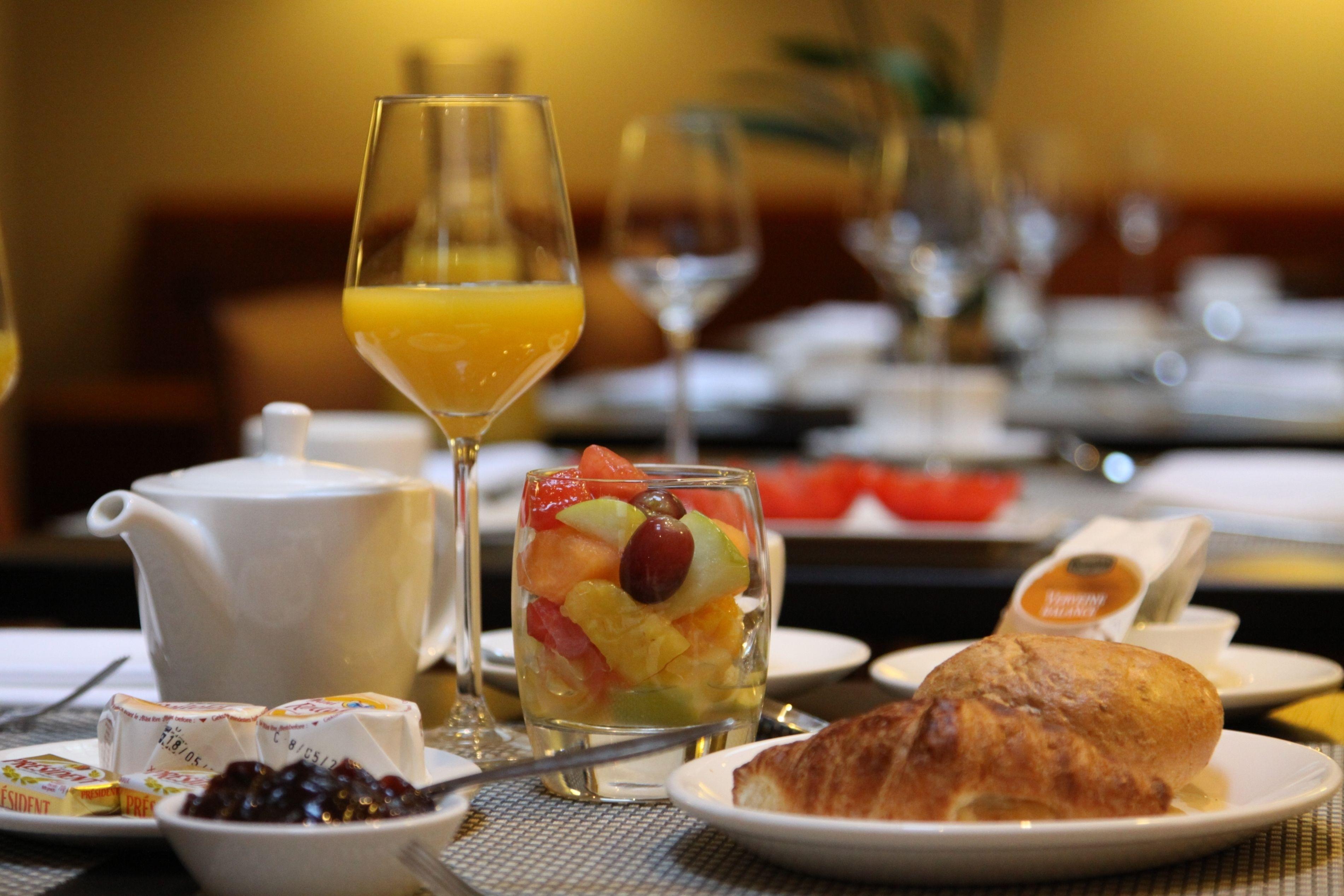 Pillows Centre Hotel