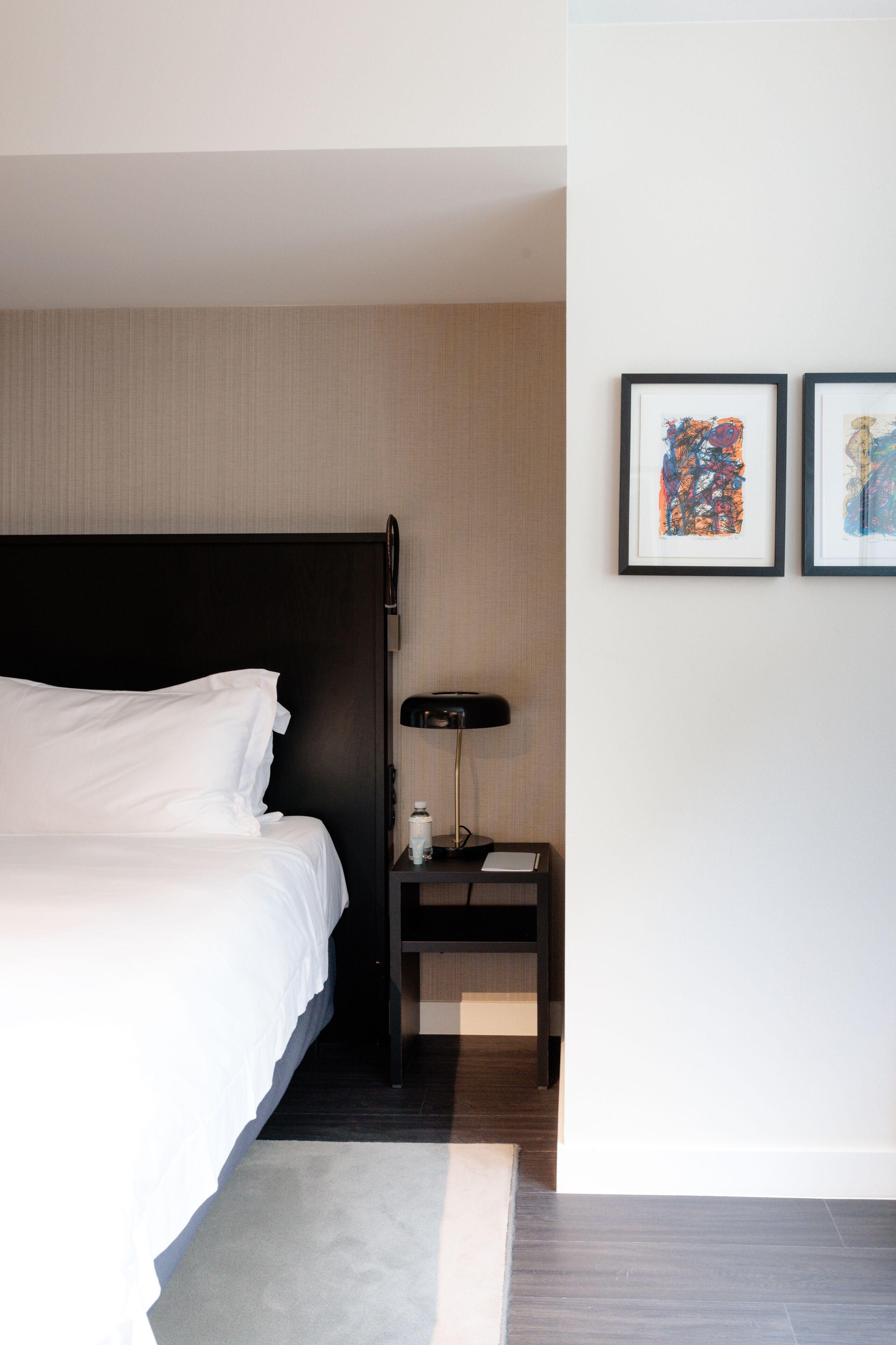 Pillows Centre Hotel 4*