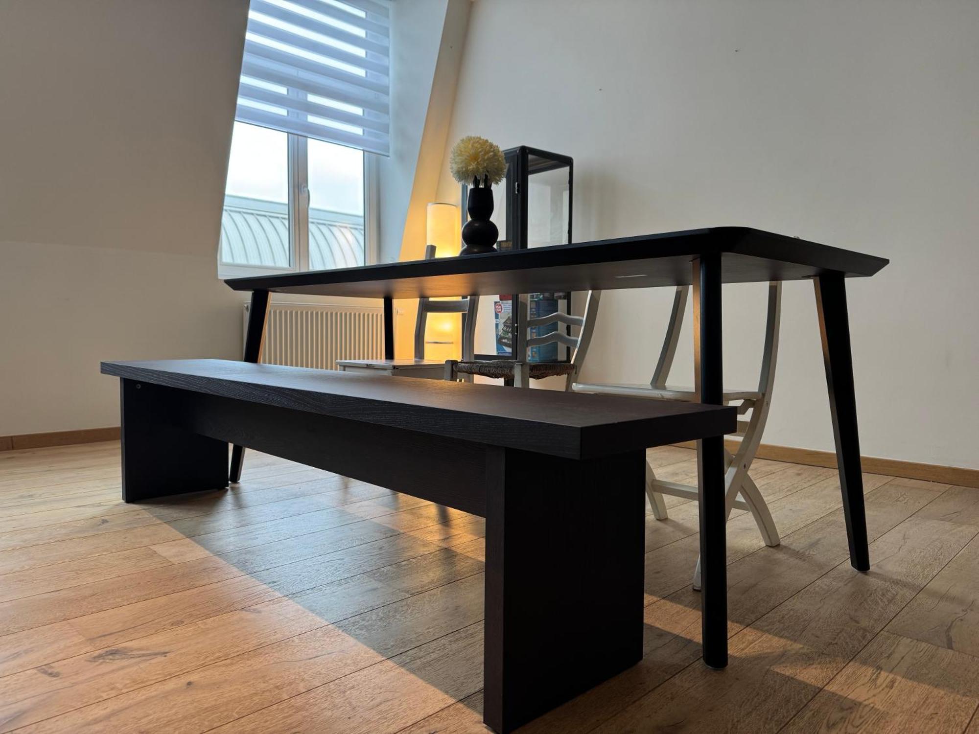 Downtown Spacious Design Duplex 3bedr Apartment *