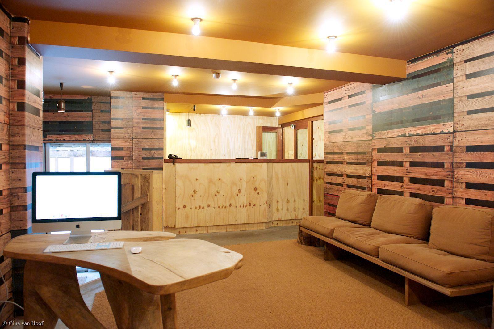 9hotel Chelton Hotel