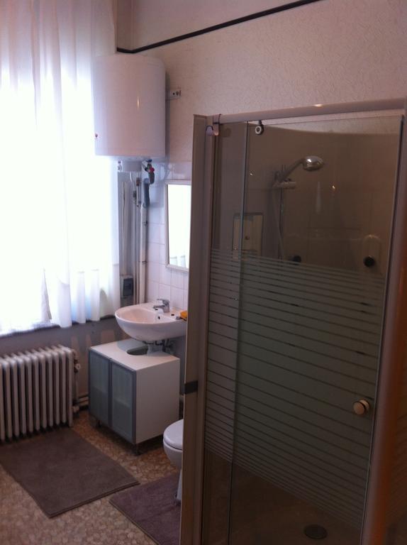 Hotel 18