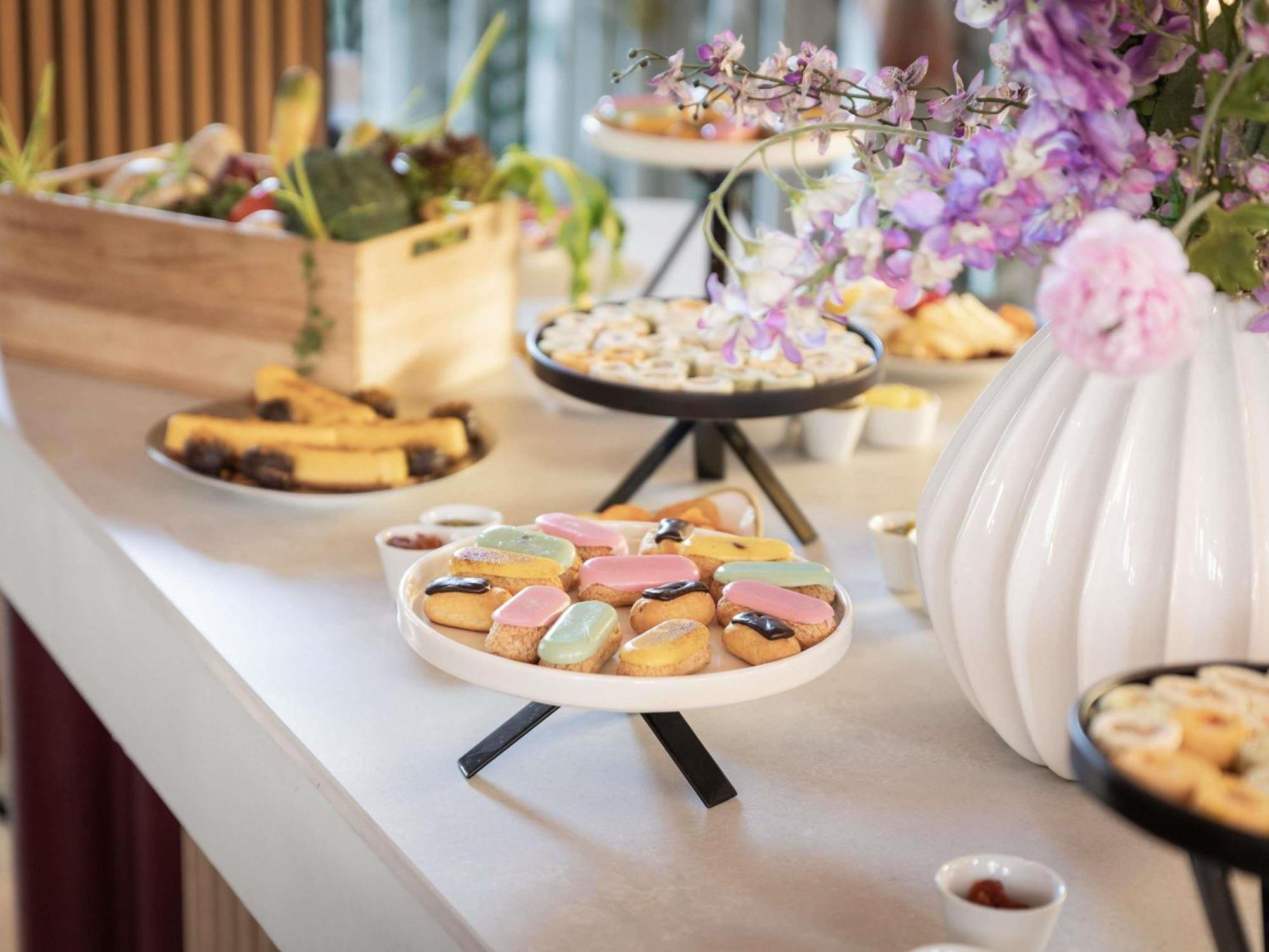 Hotel Novotel Off Grand Place 4*