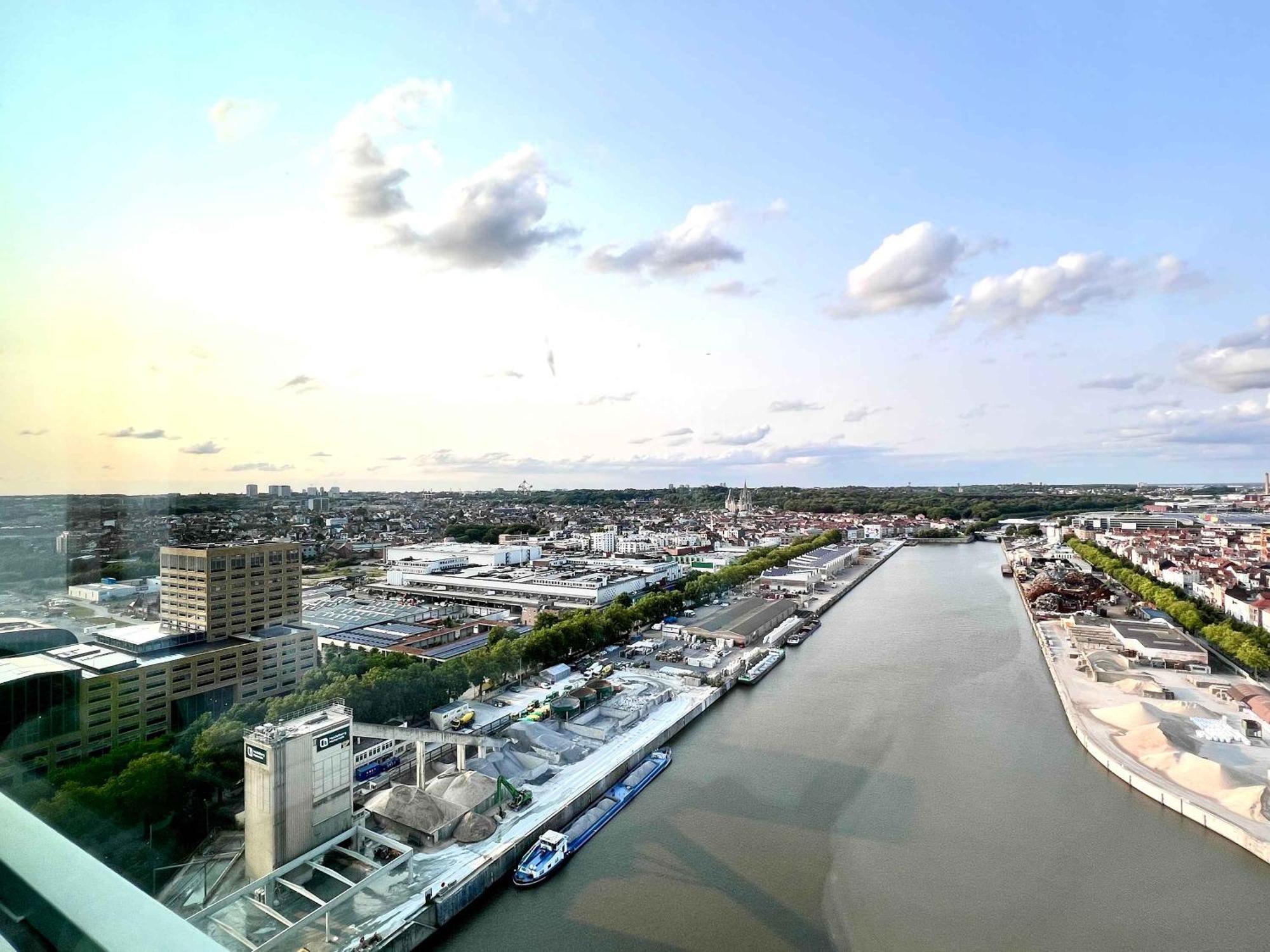 Luxury Skyline Penthouse In 220 M2 Of Elegance 4* Brussels