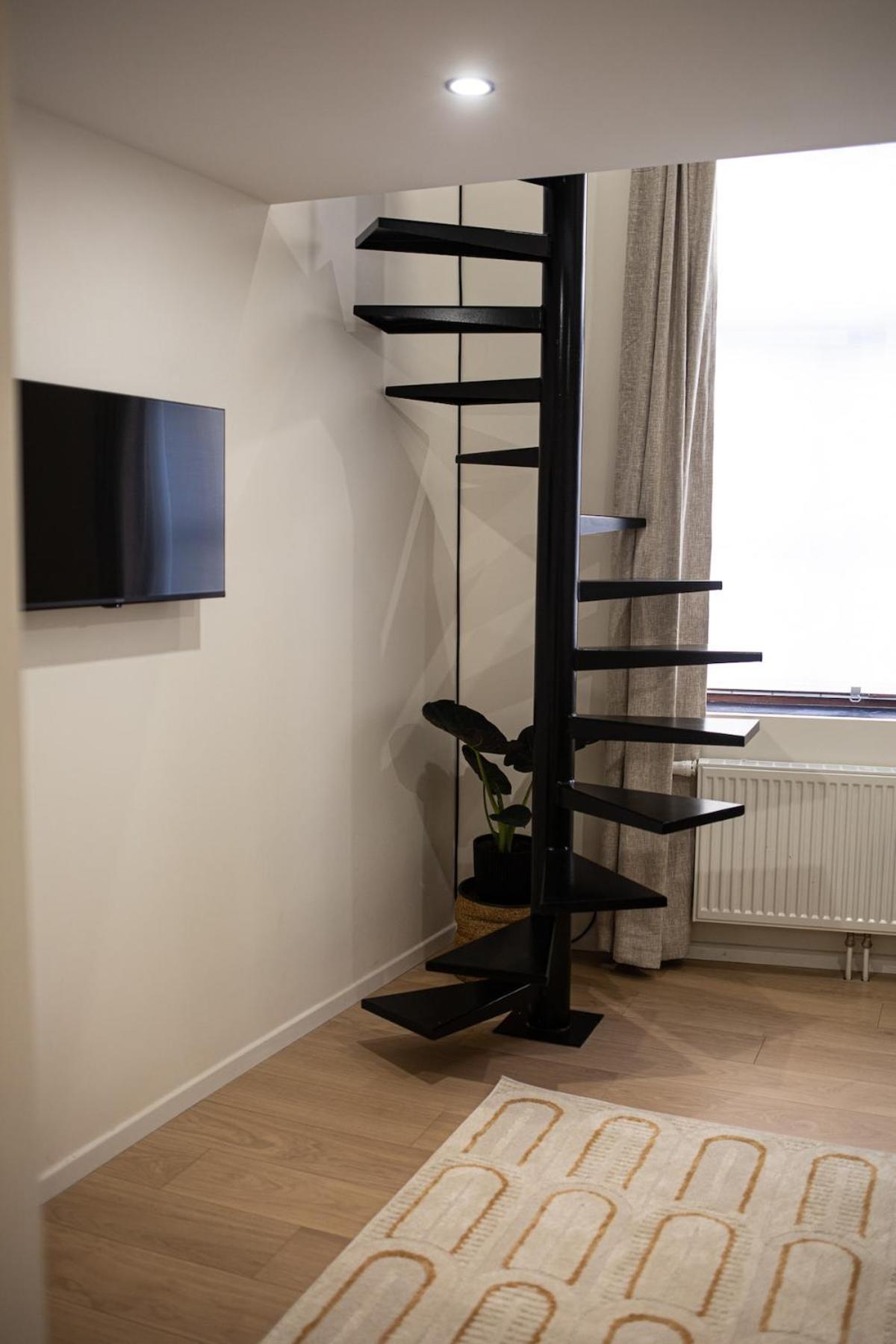 Avec Mezzanine Et Terasse Brussels