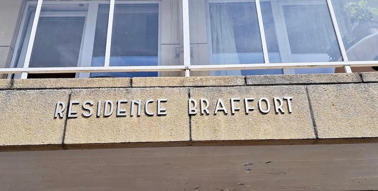 Bright And Cosy In Apartment