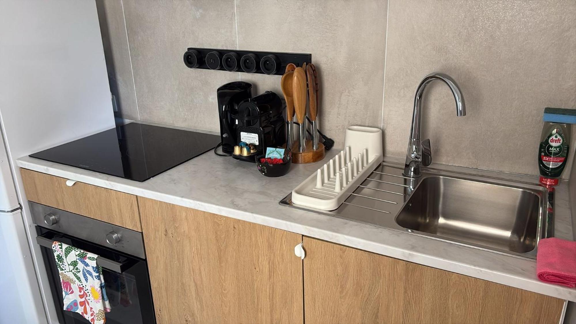 Apartment Le Goujons - New Near Midi Station *