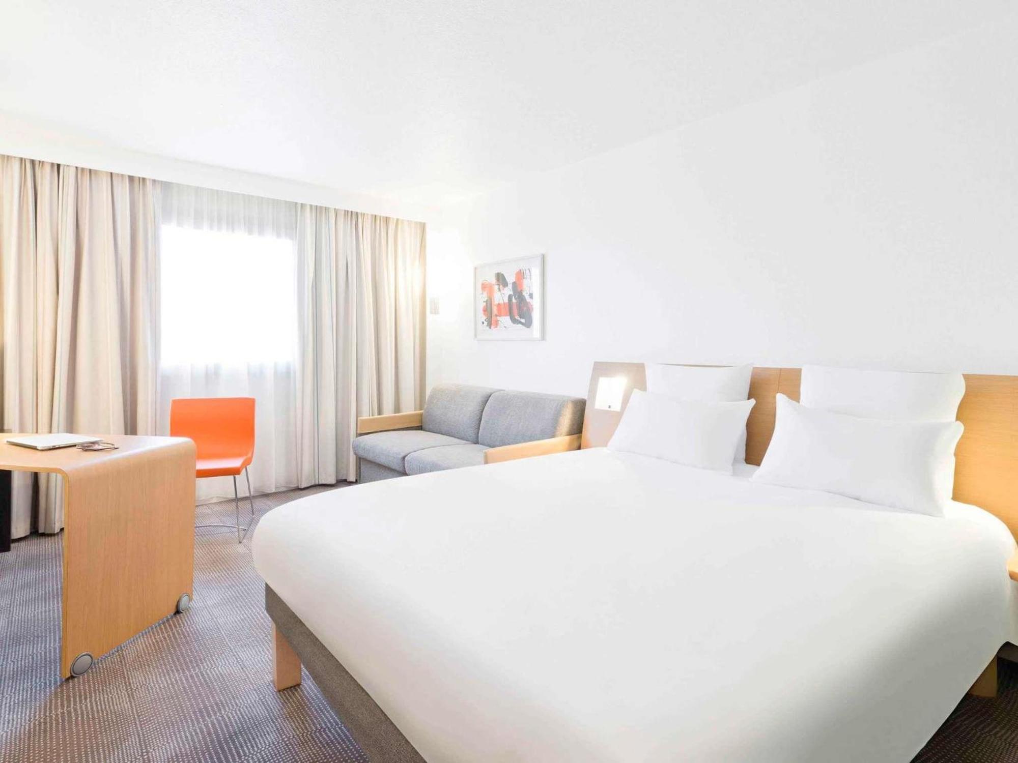 Novotel Off Grand Place Hotel