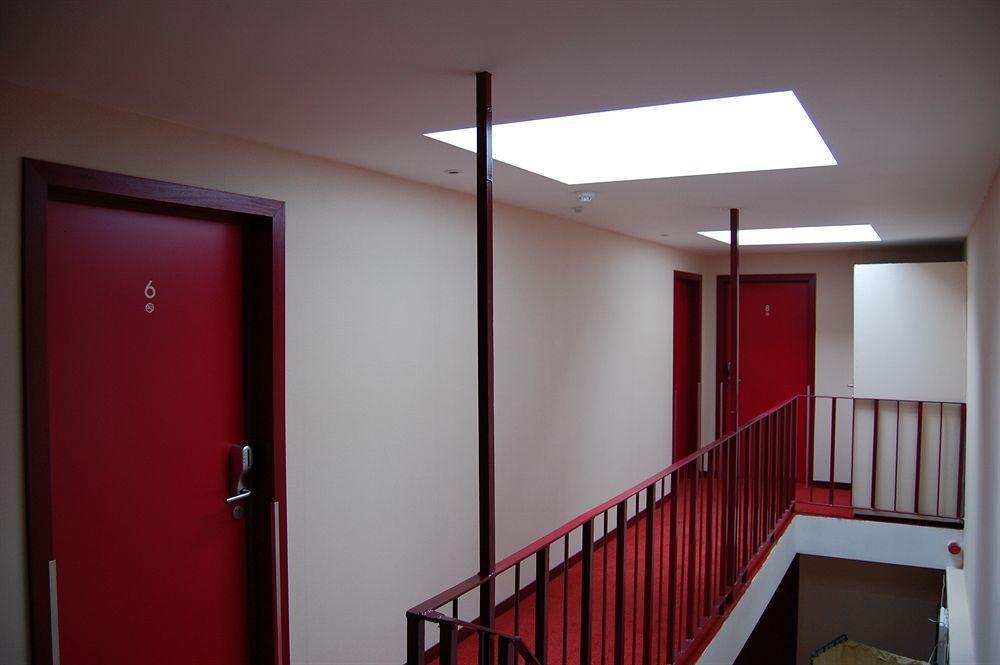 Ibis Brussels Centre Chatelain Khách sạn
